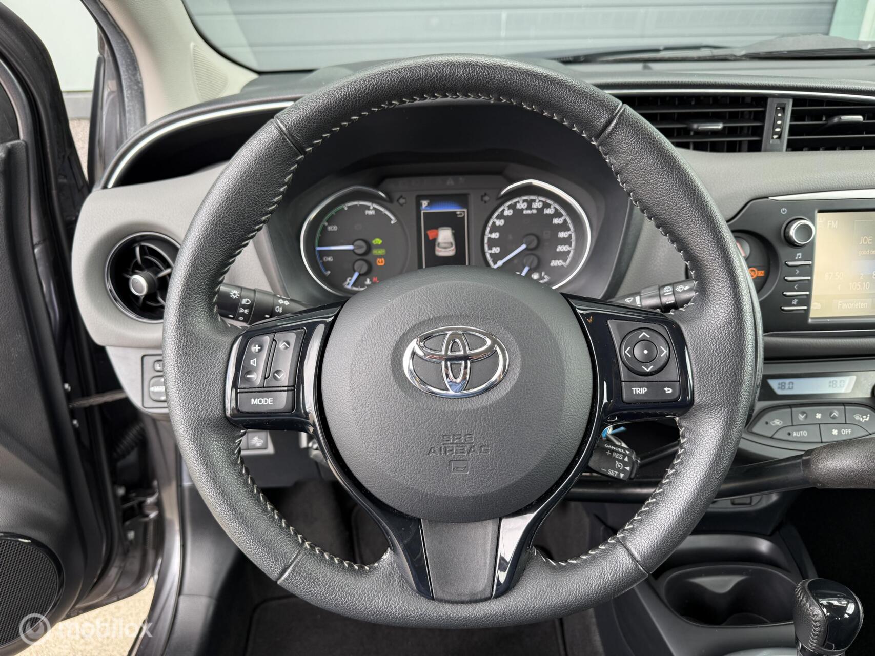 Foto van Toyota Toyota Yaris Hybrid