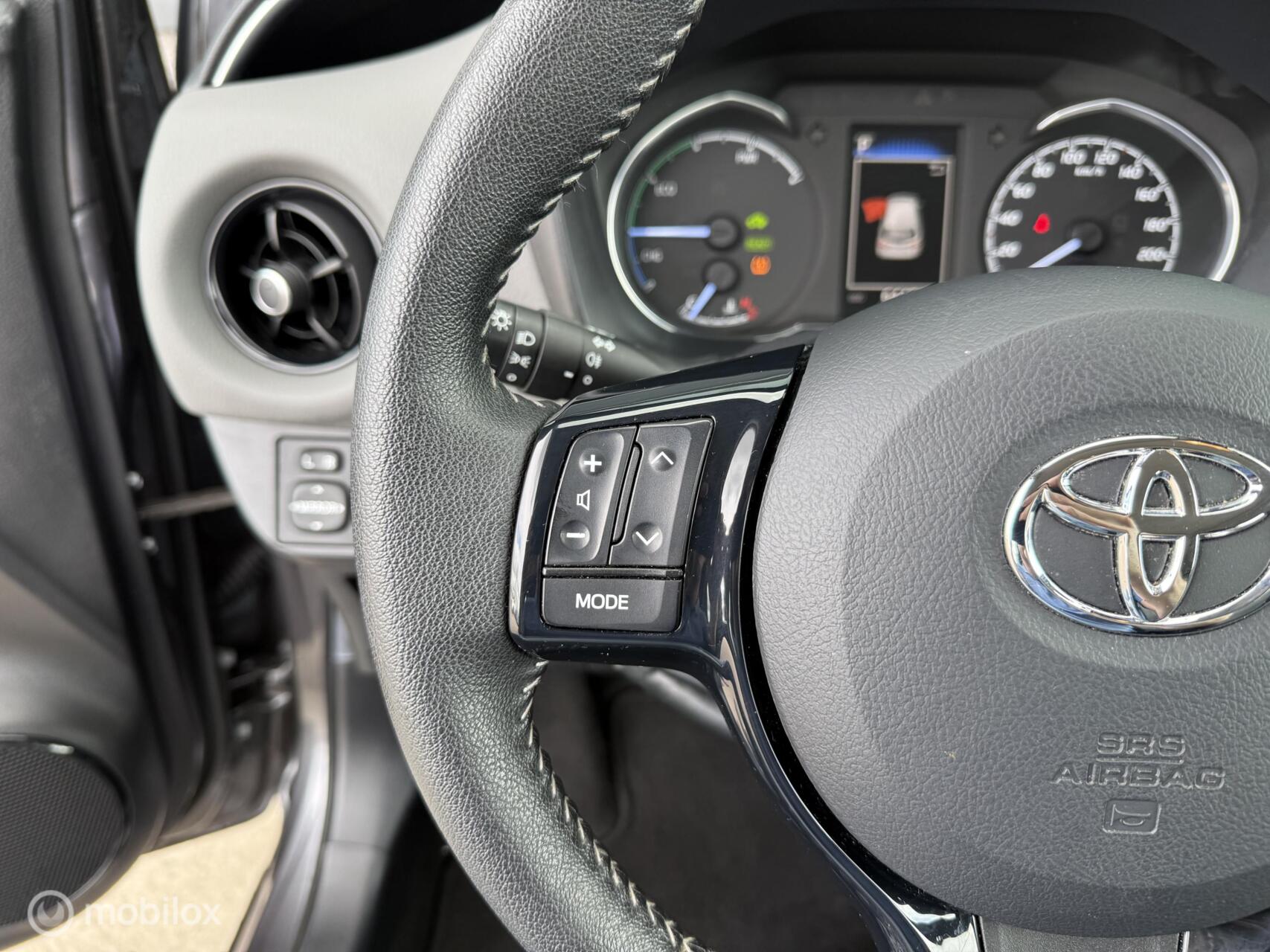 Foto van Toyota Toyota Yaris Hybrid
