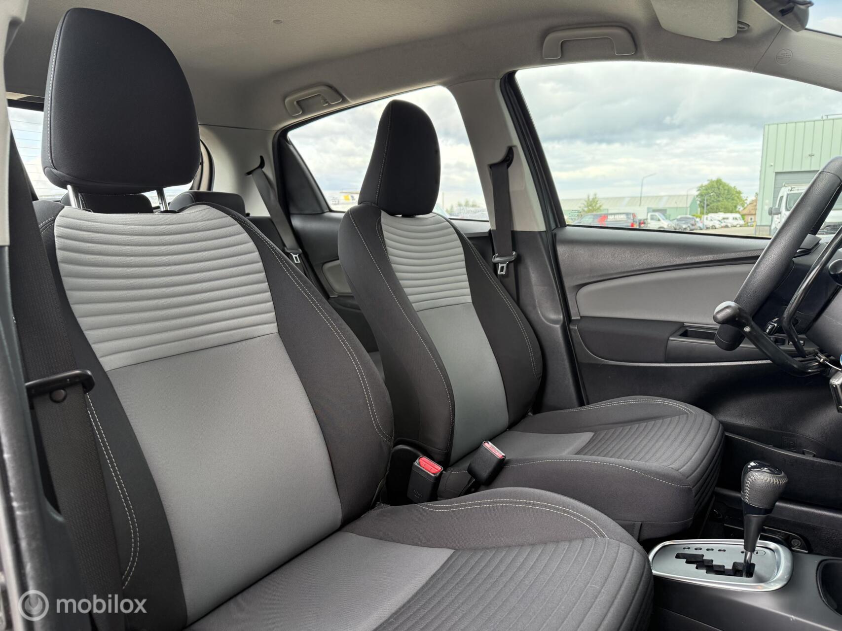 Foto van Toyota Toyota Yaris Hybrid