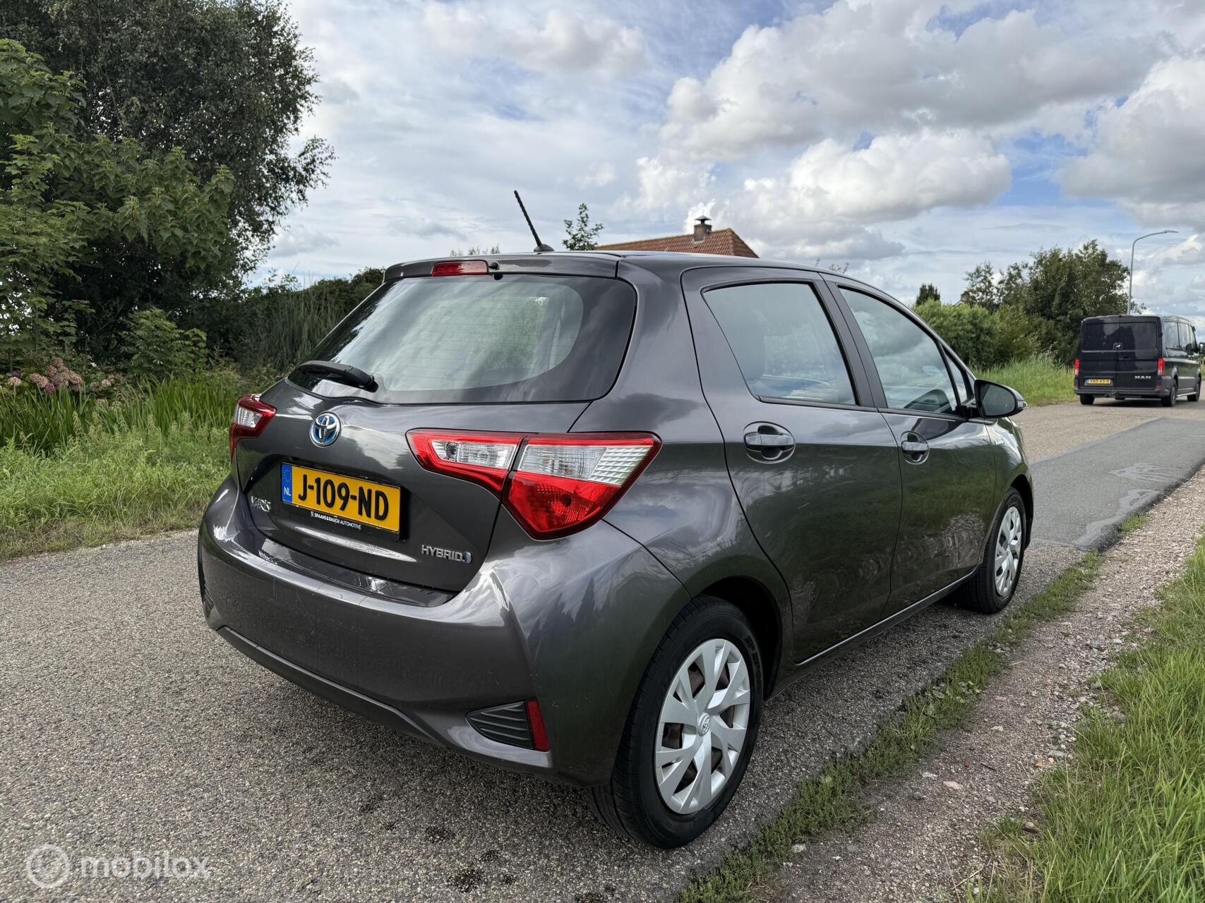 Foto van Toyota Toyota Yaris Hybrid