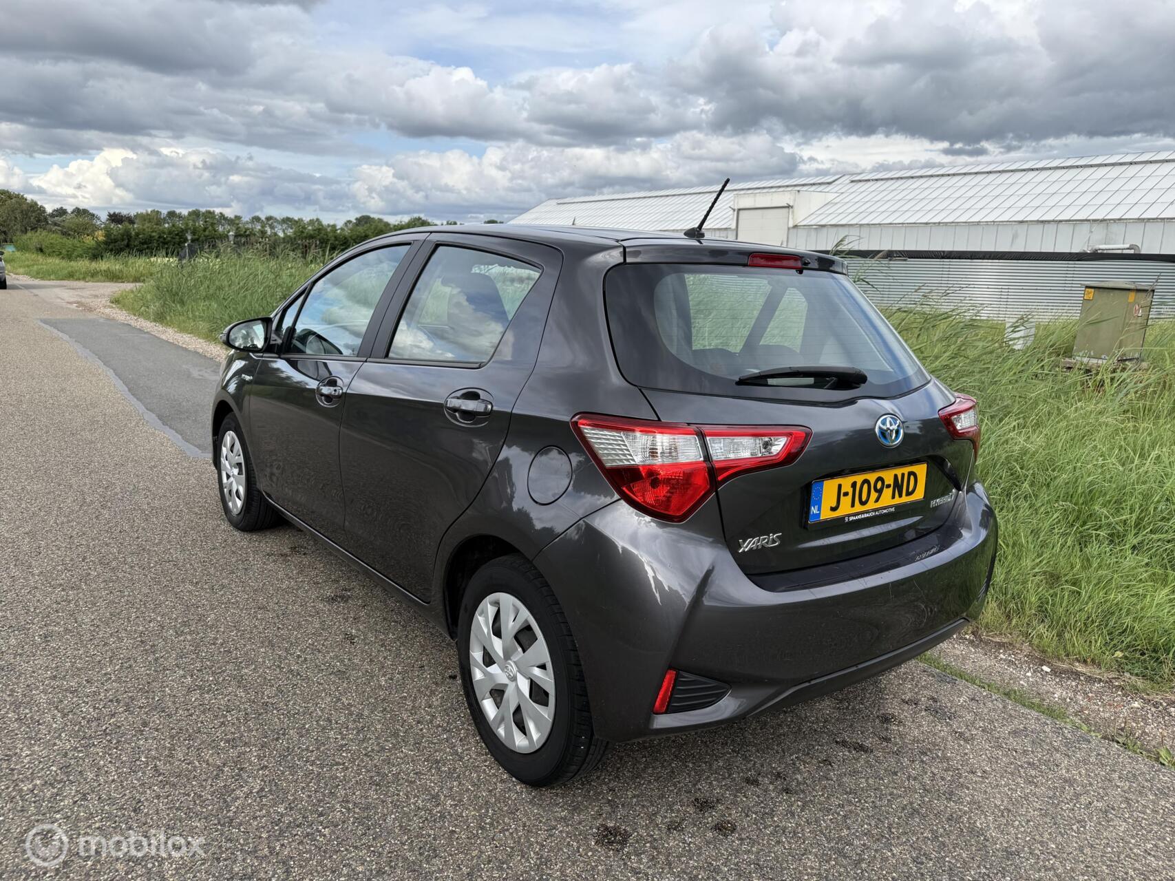 Foto van Toyota Toyota Yaris Hybrid