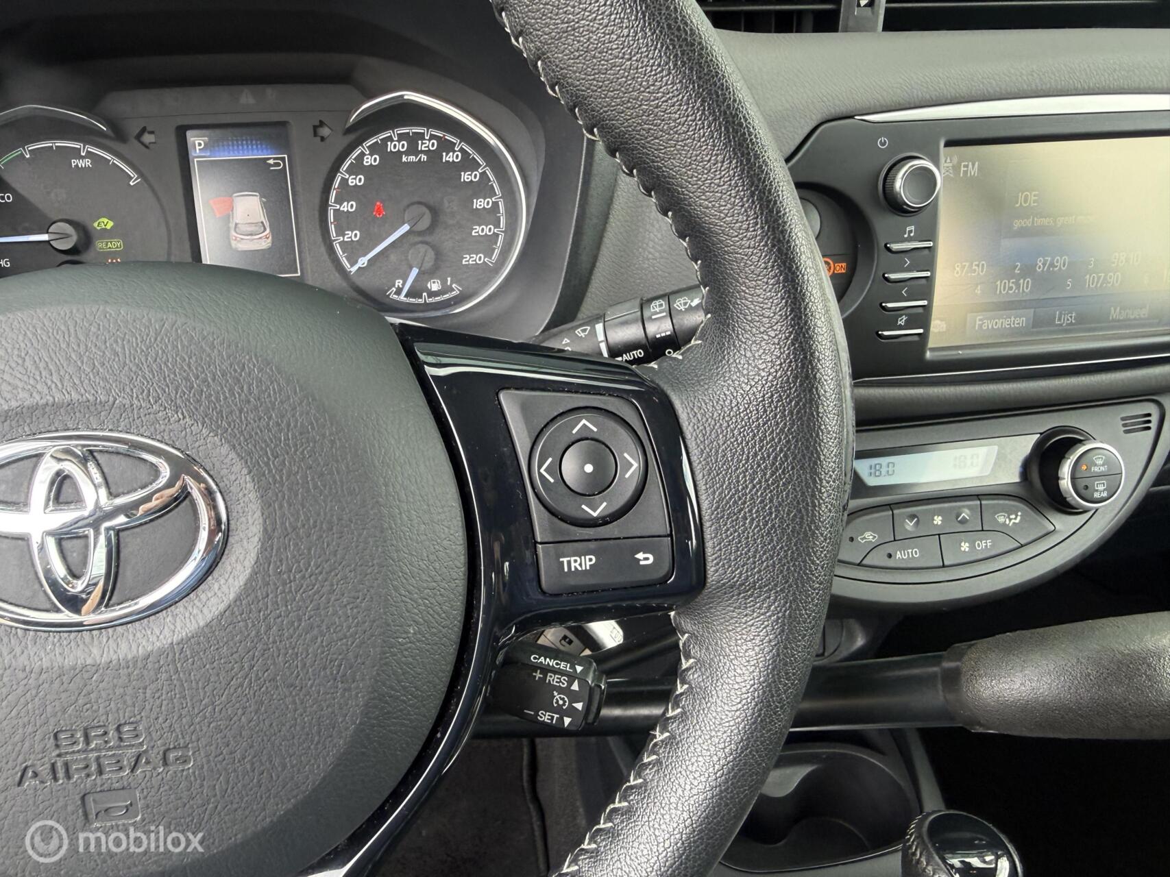 Foto van Toyota Toyota Yaris Hybrid
