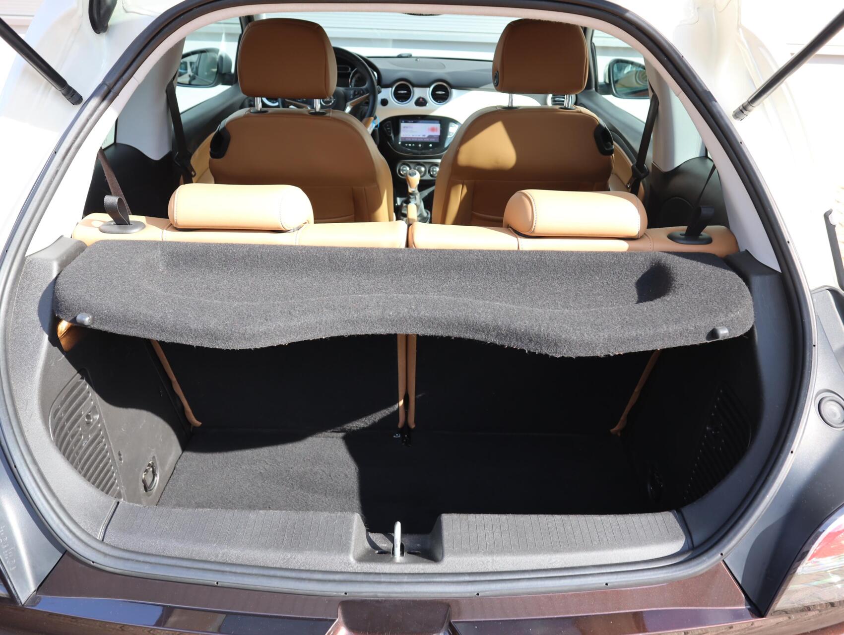 Foto van Opel Adam