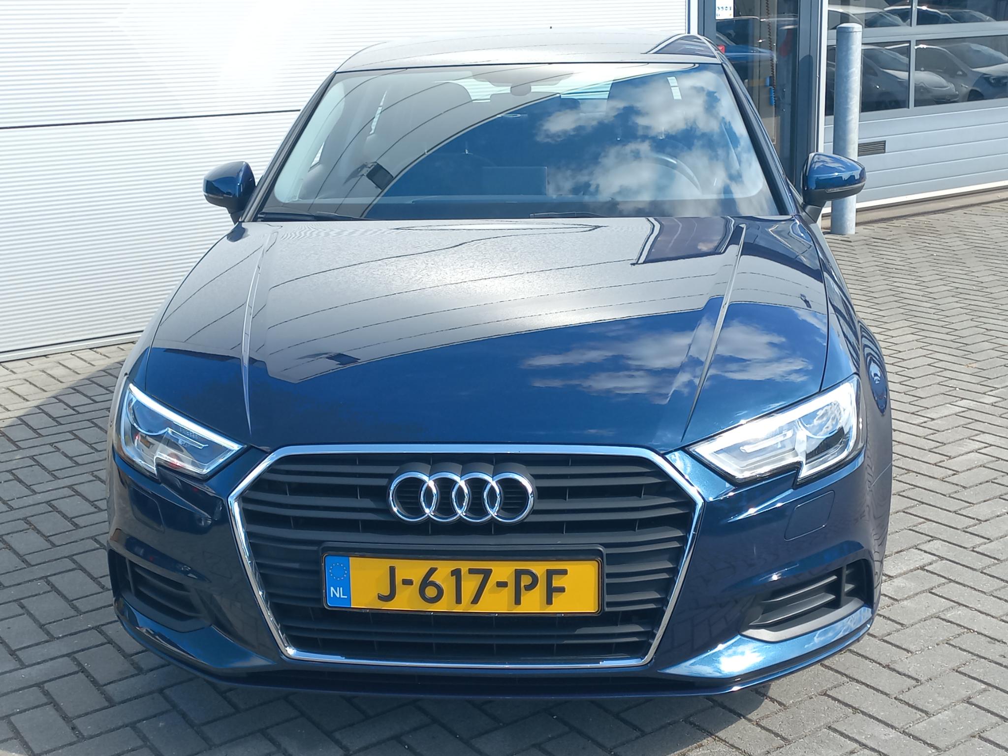 Foto van Audi A3 Limousine