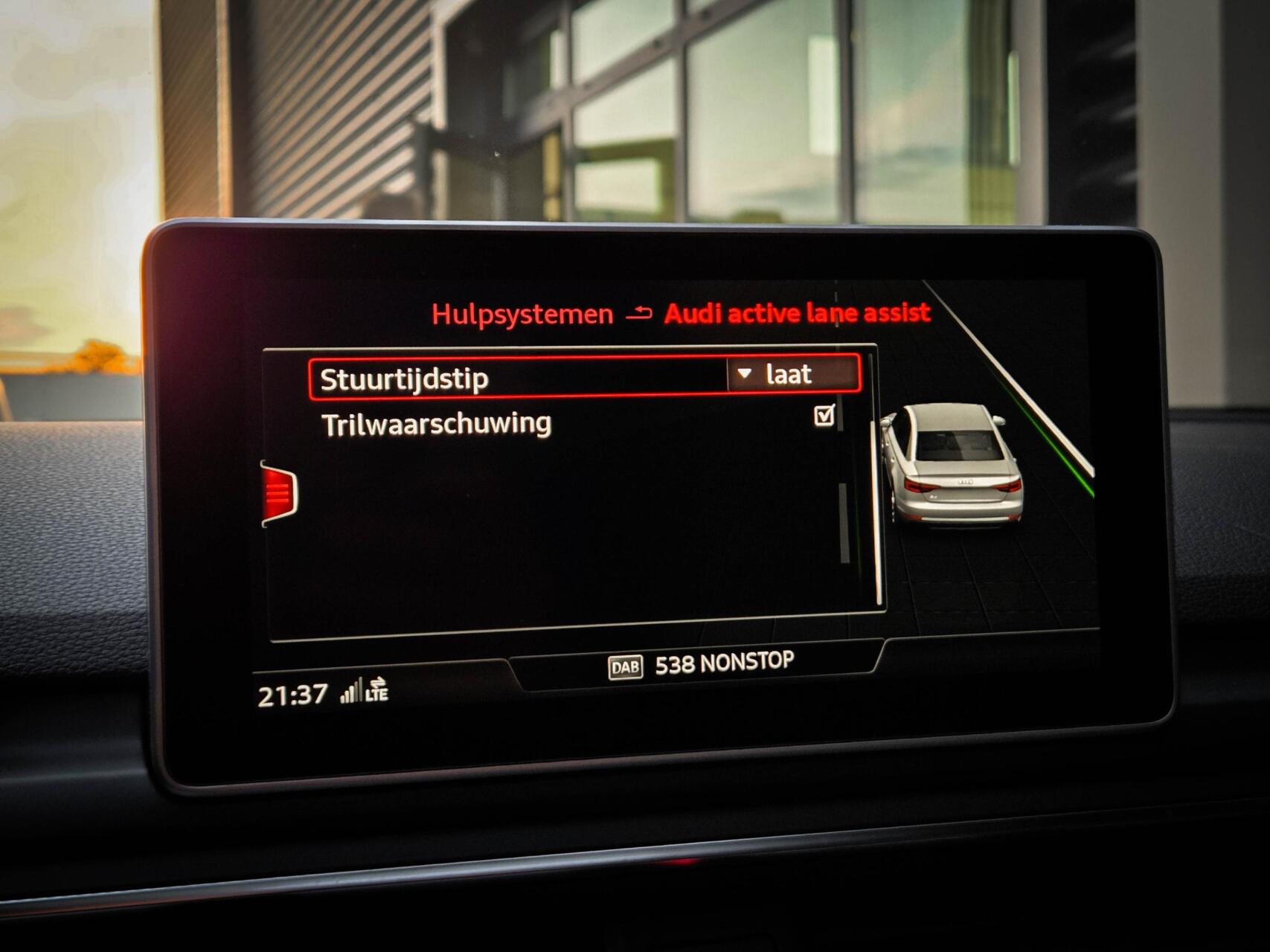 Foto van Audi S4 Limousine
