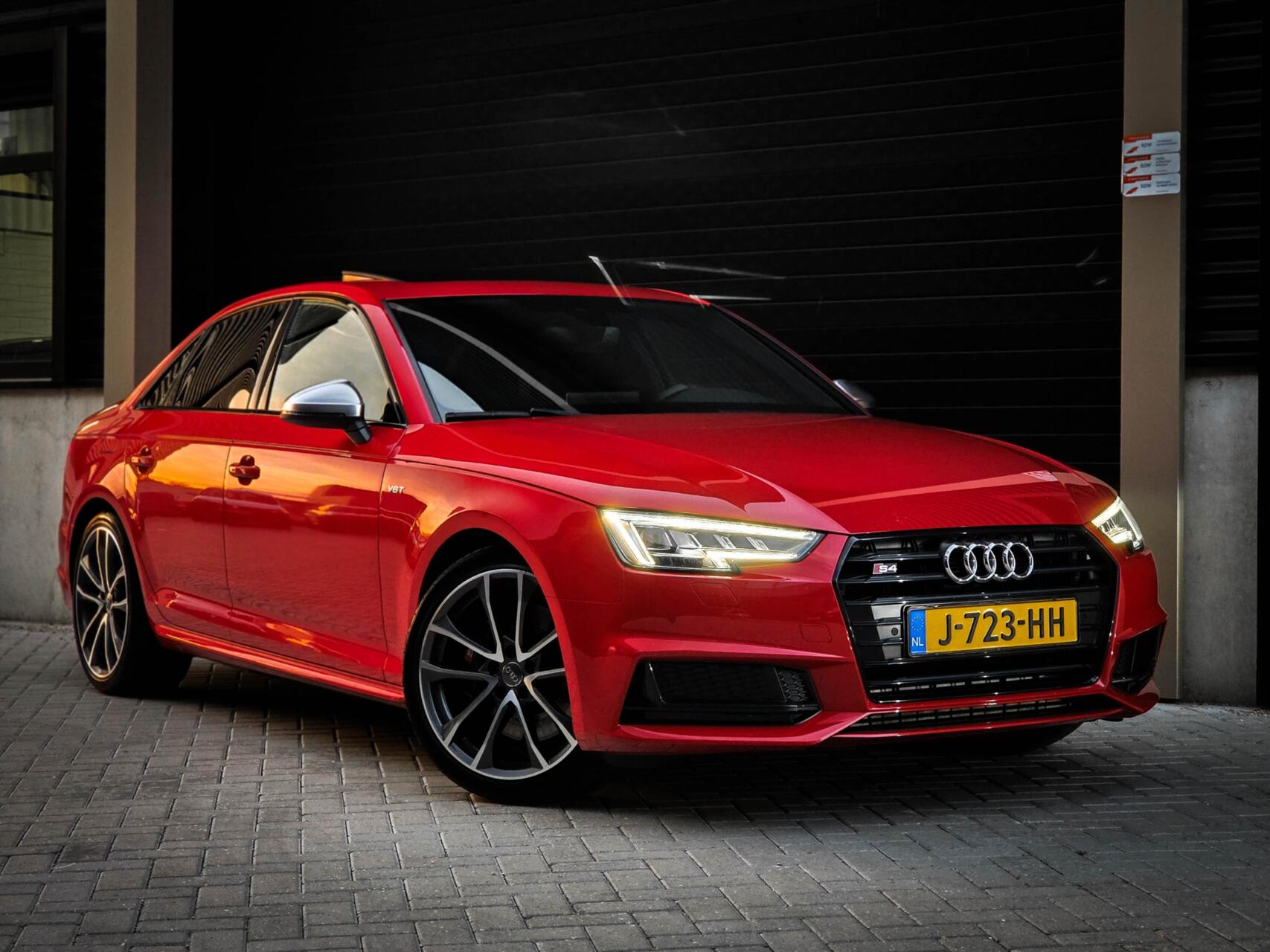 Foto van Audi S4 Limousine