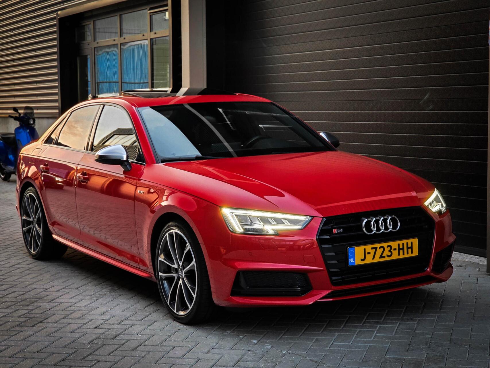 Foto van Audi S4 Limousine