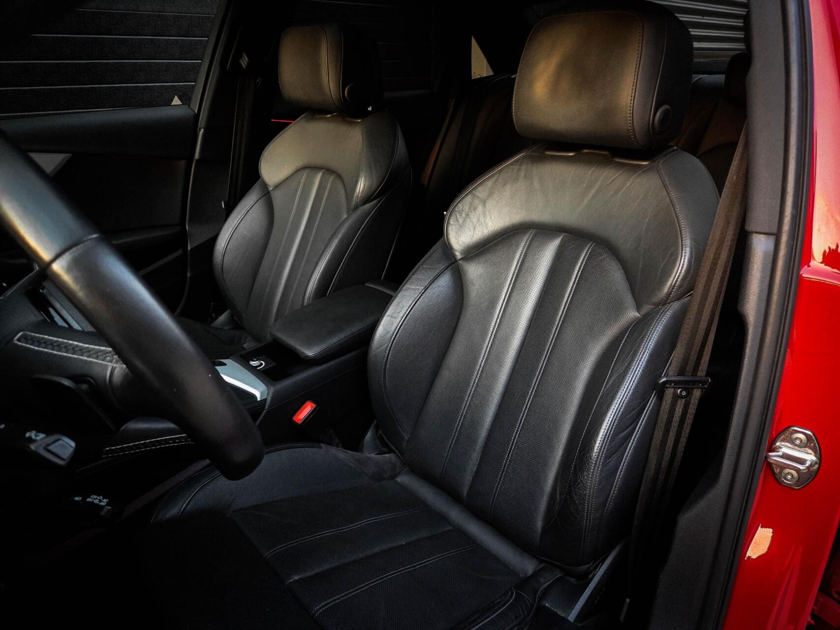 Foto van Audi S4 Limousine