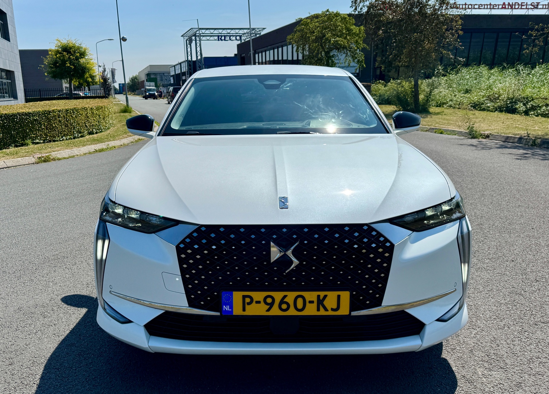 Foto van DS Ds4