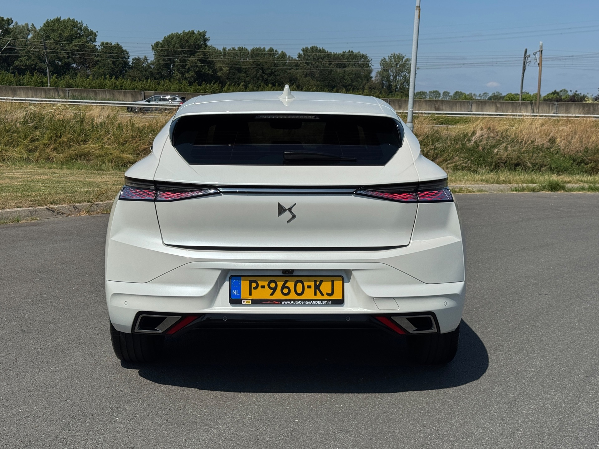 Foto van DS Ds4