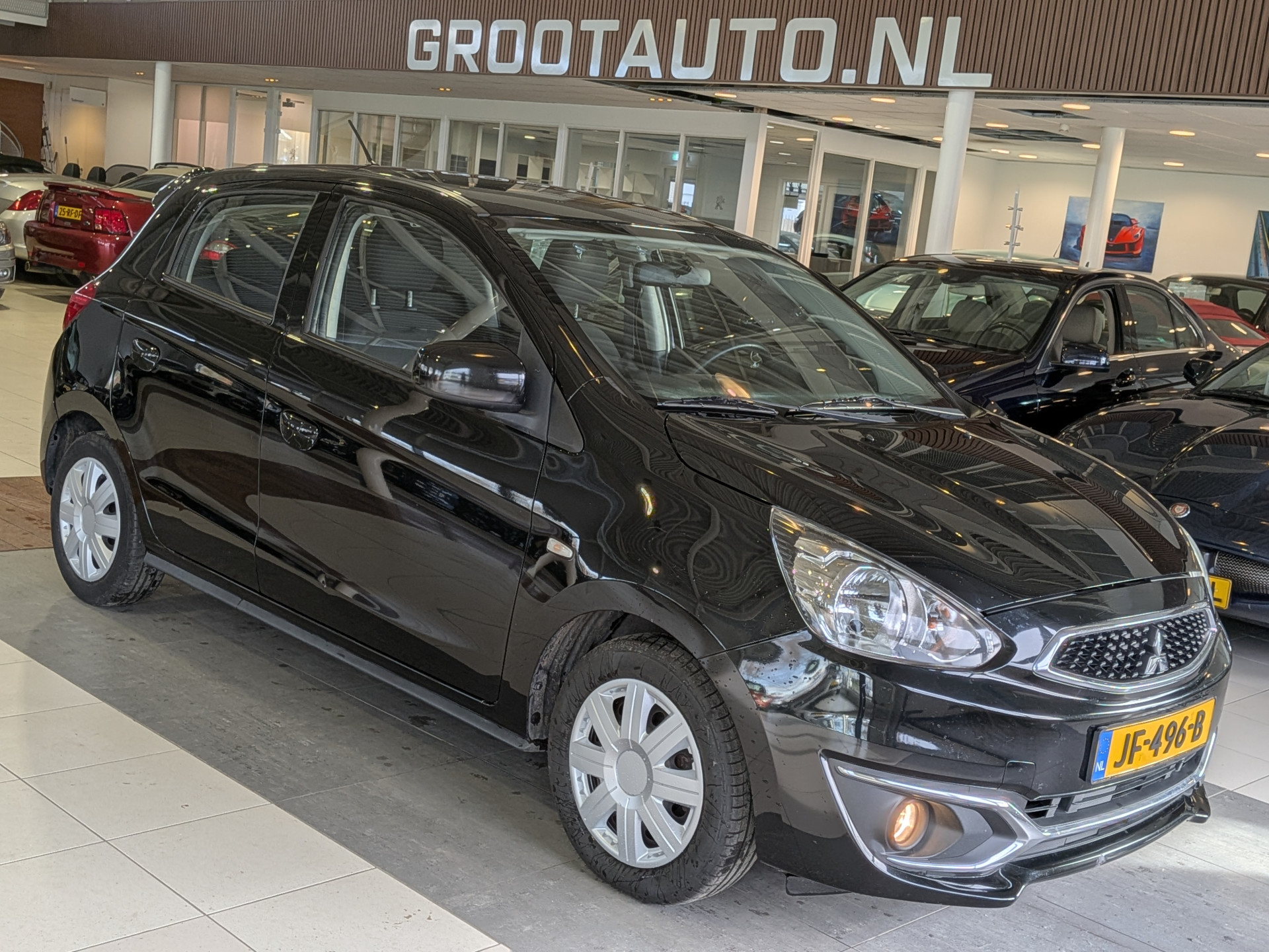 Mitsubishi Space Star 1.0 Cool+ 2016 - voorkant