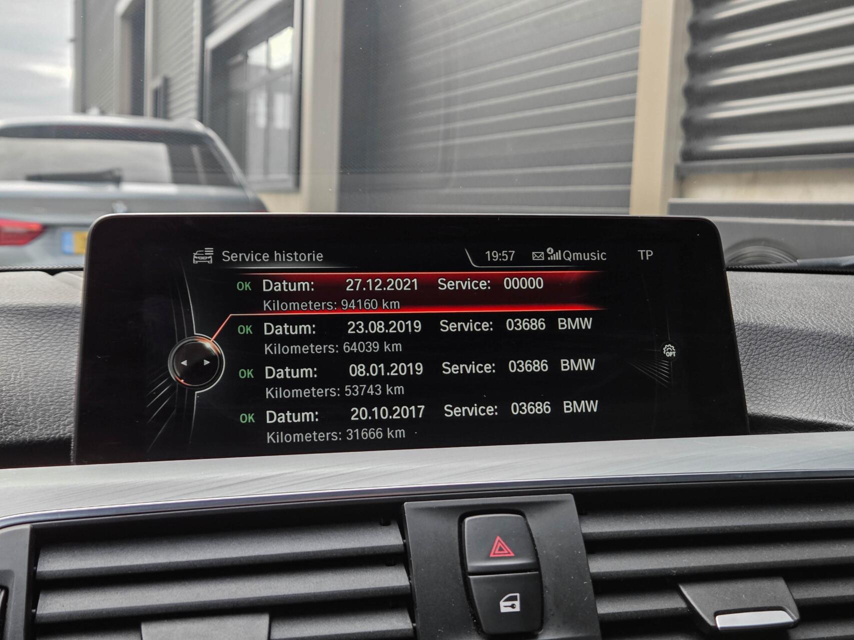 Foto van BMW 330e