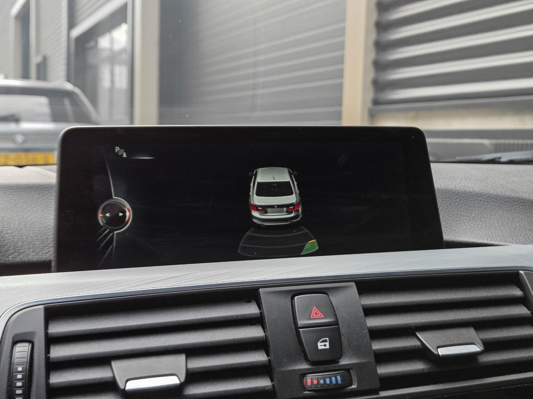 Foto van BMW 330e