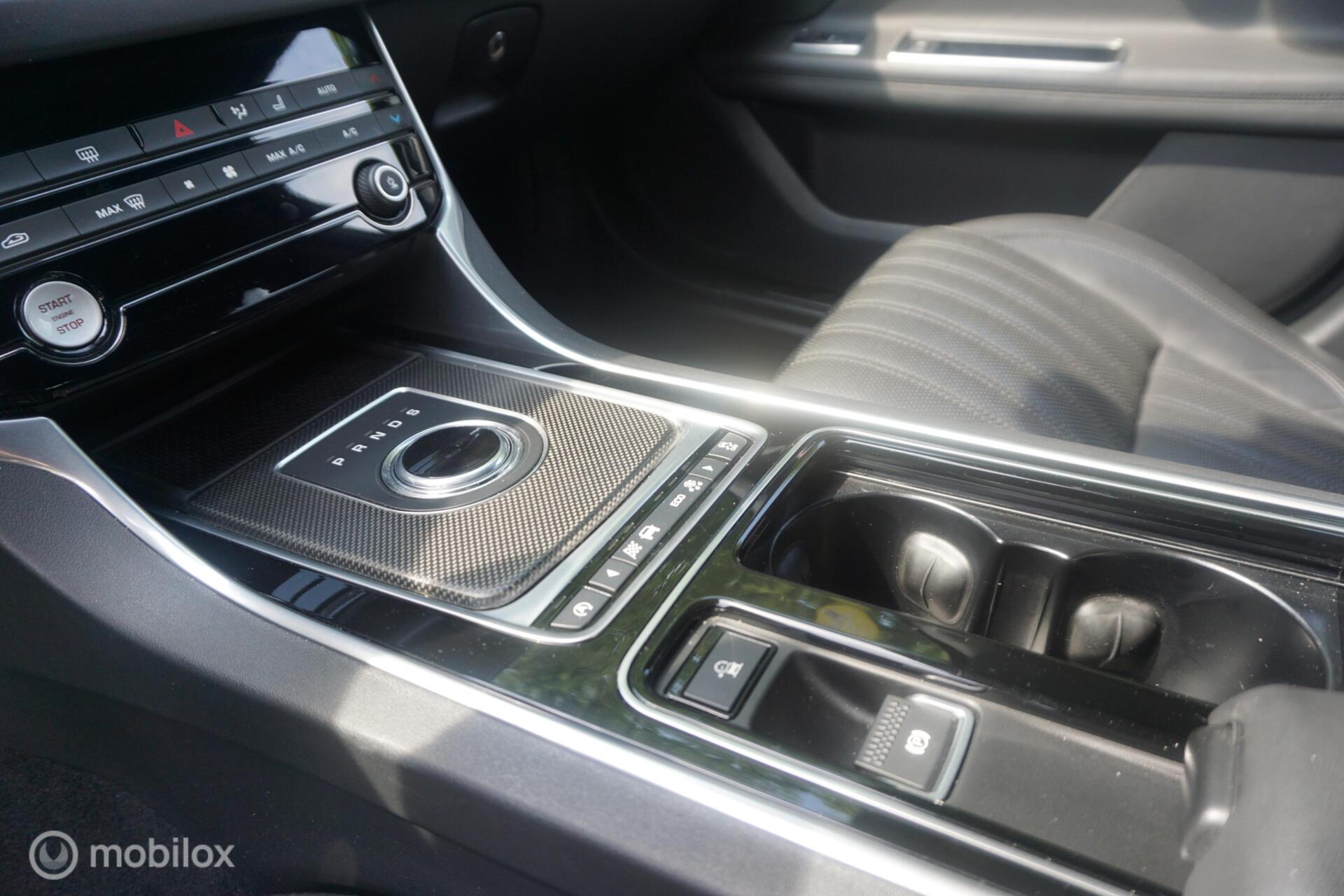 Foto van Jaguar Jaguar XF