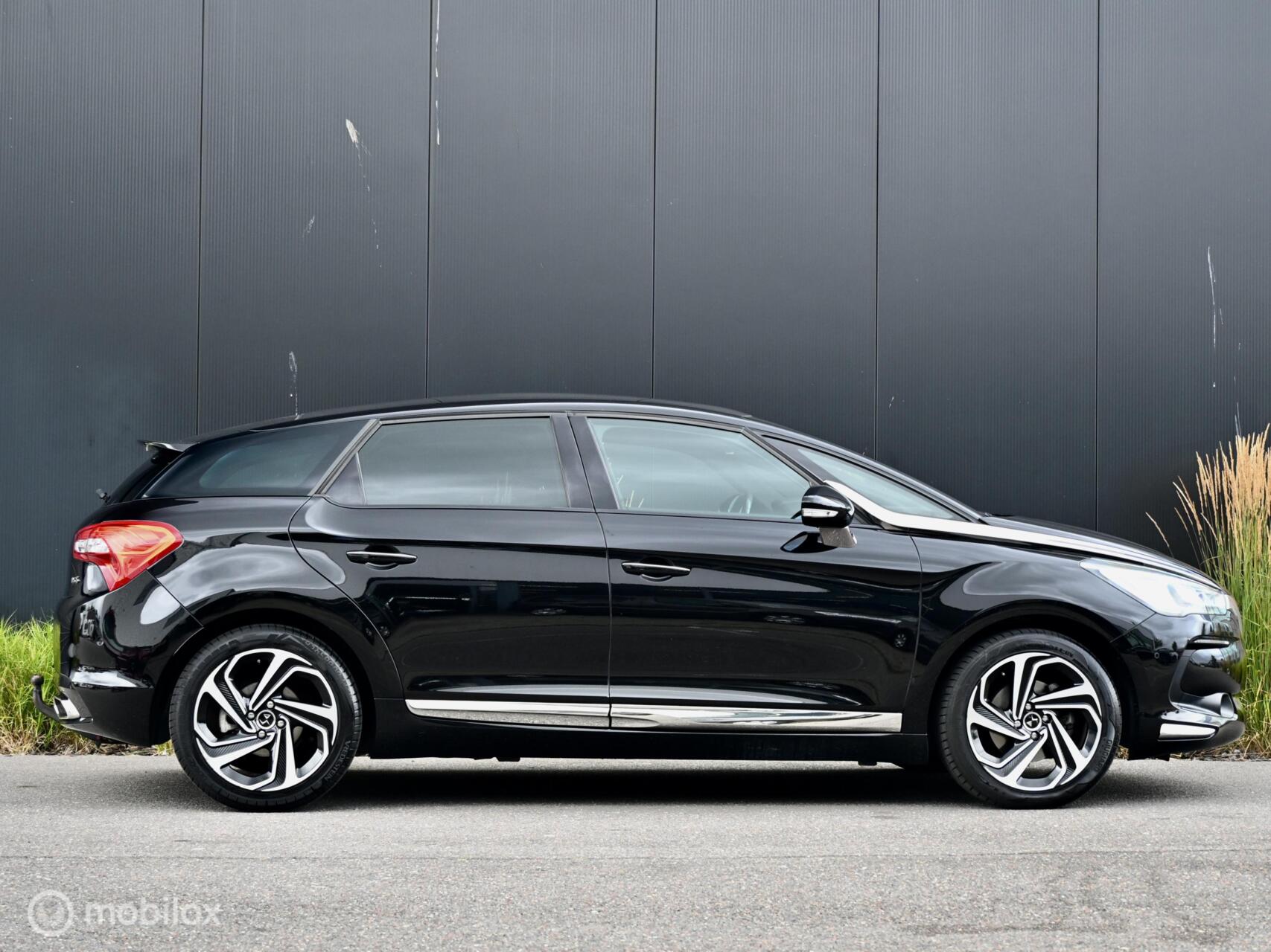 Foto van DS DS 5