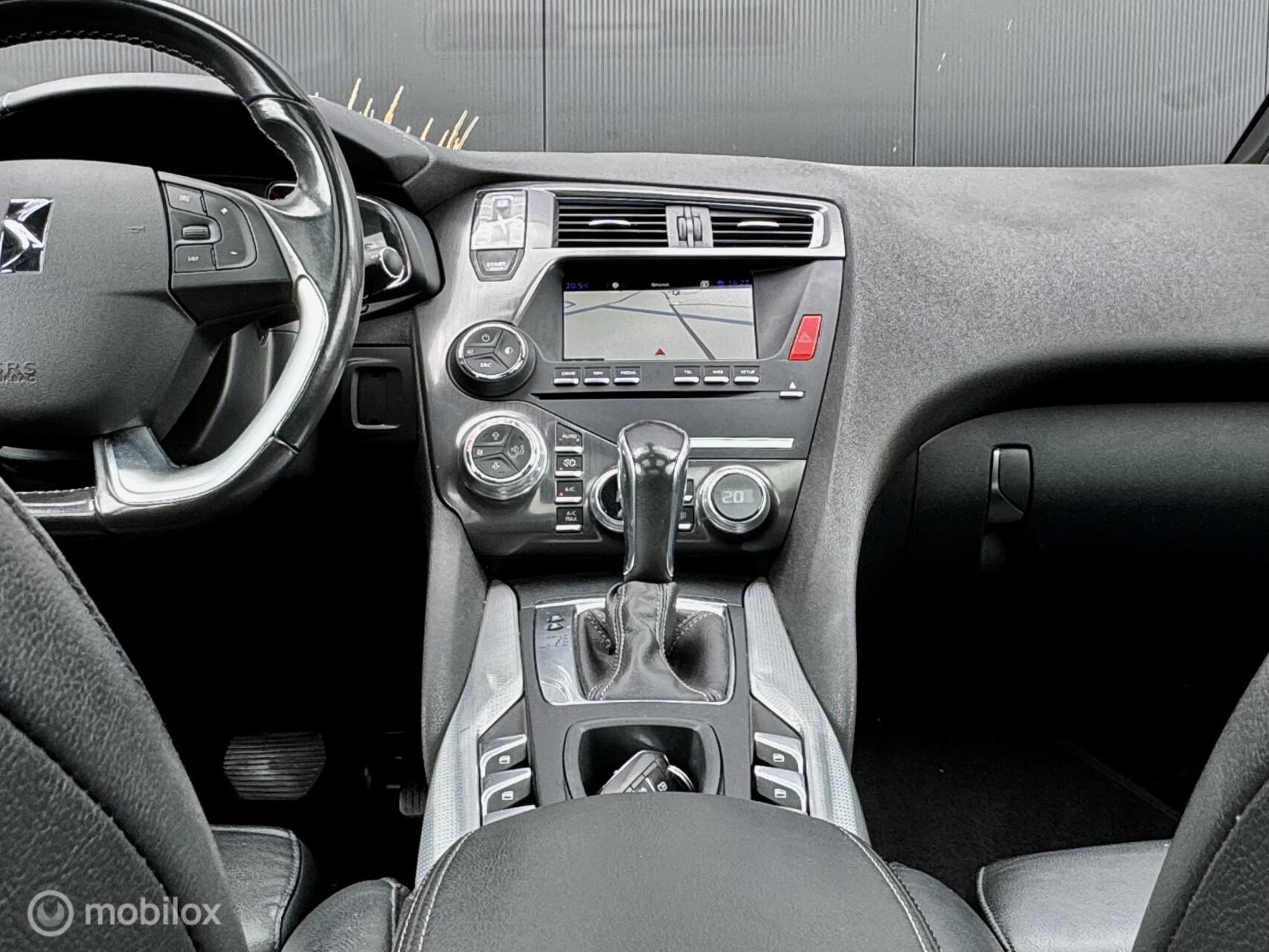 Foto van DS DS 5