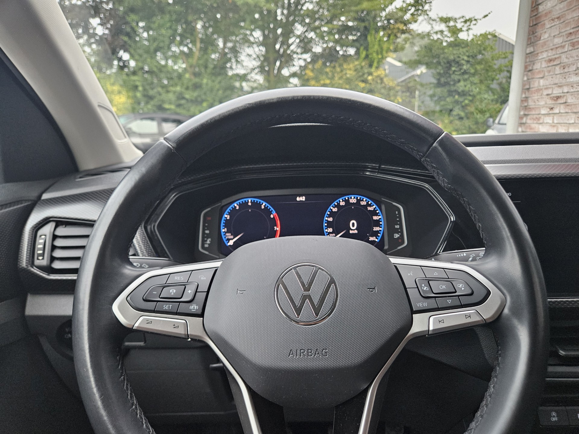 Foto van Volkswagen T-cross