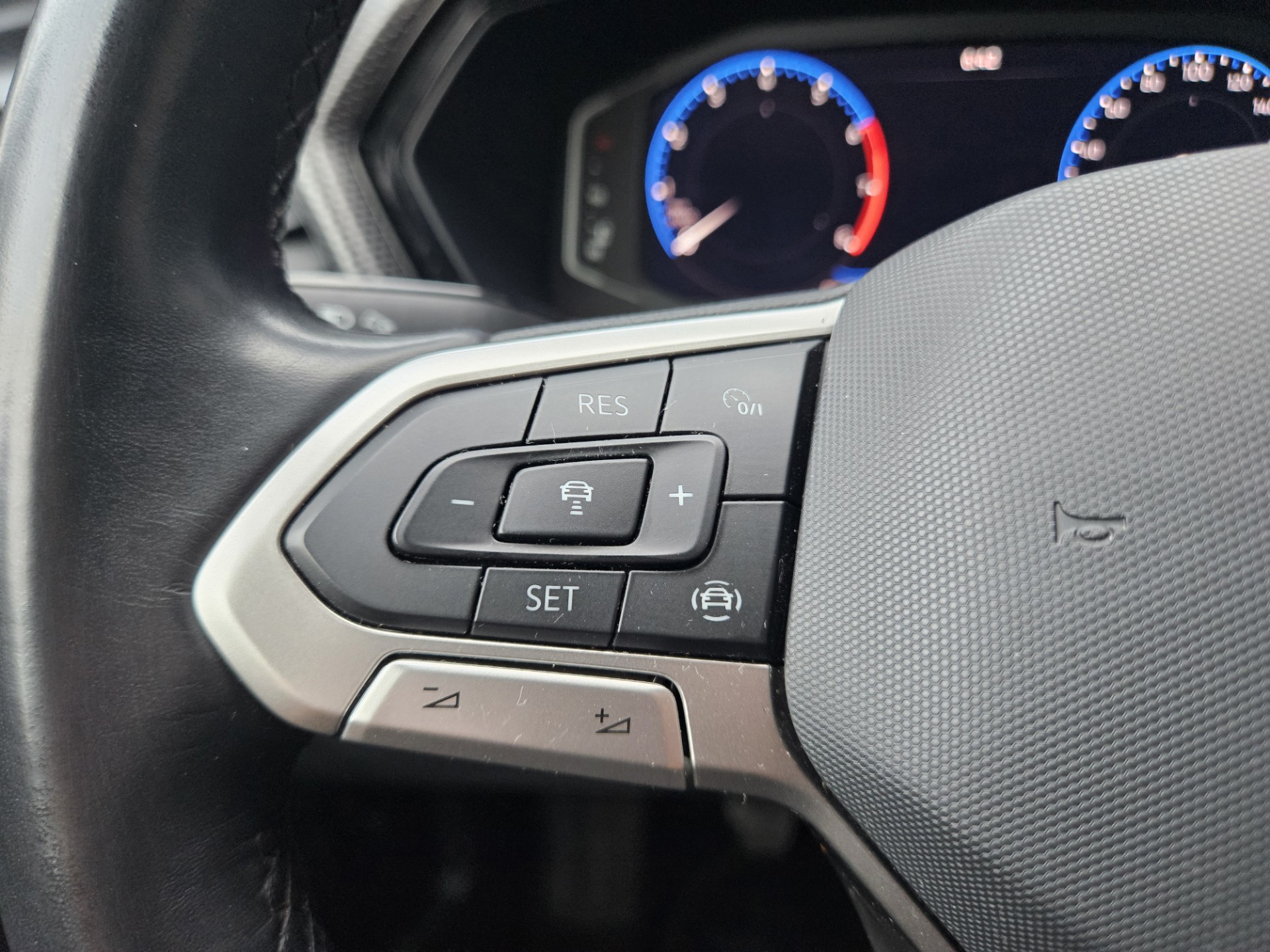 Foto van Volkswagen T-cross