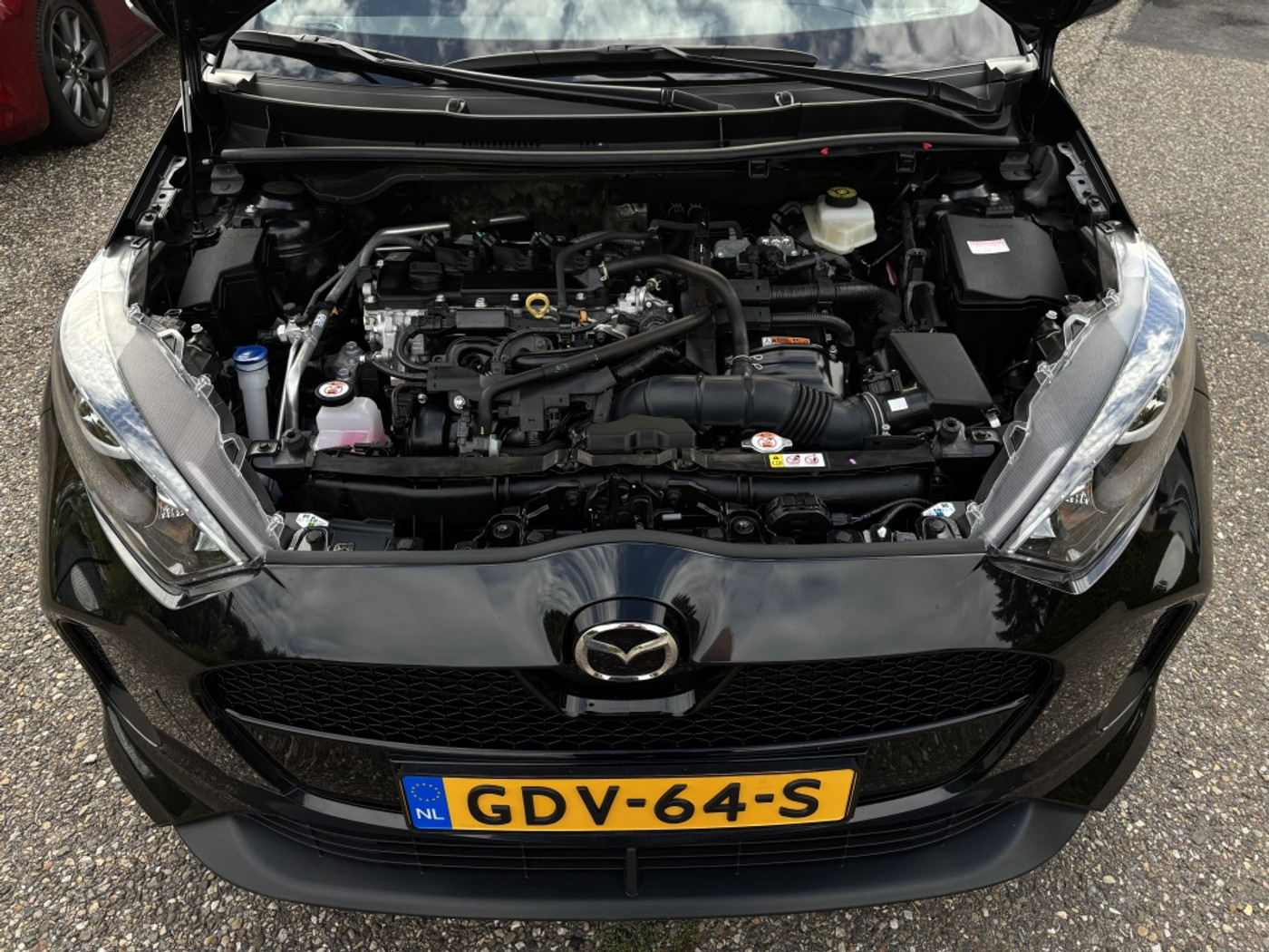 Foto van Mazda Mazda2 Hybrid