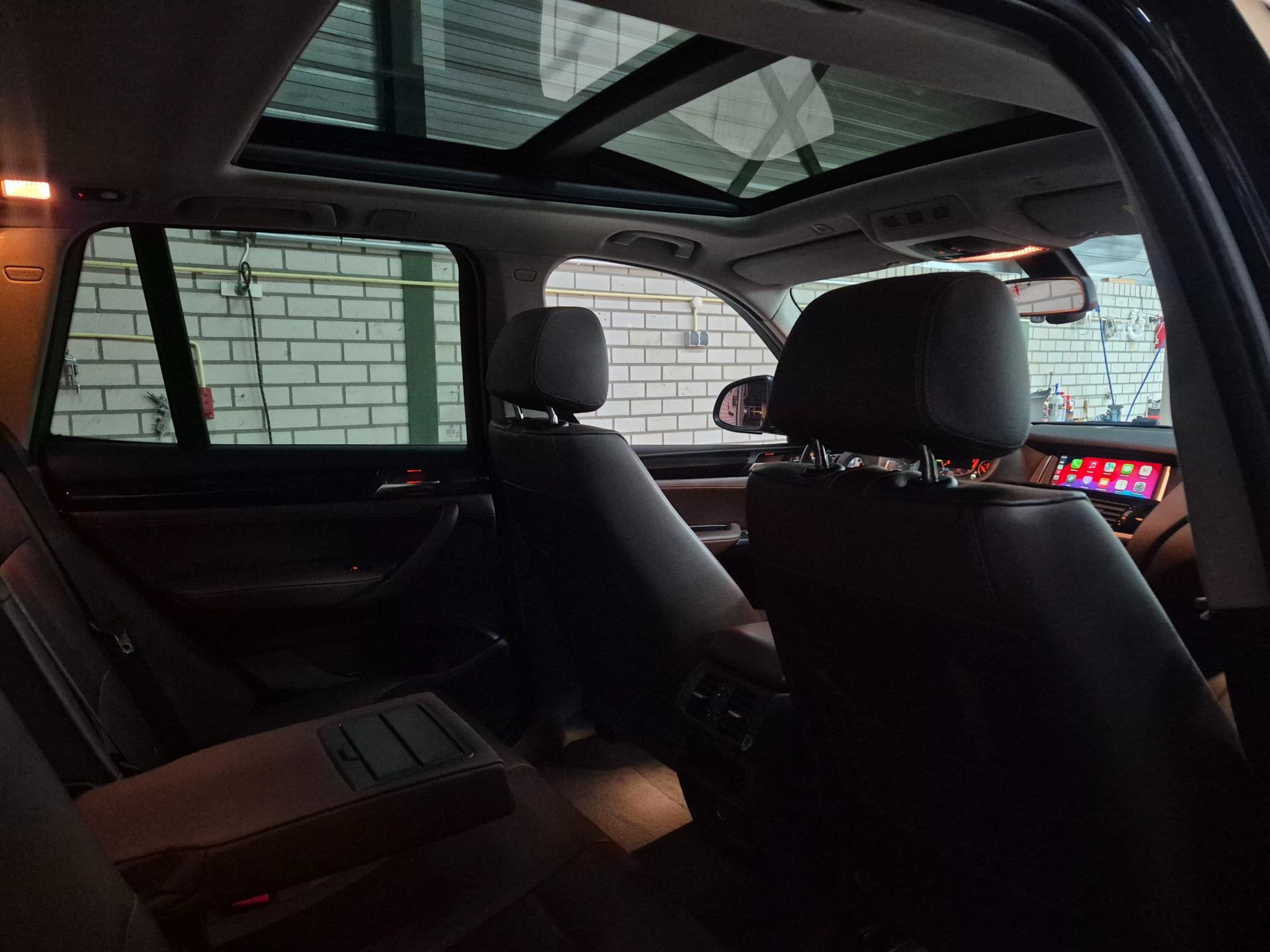 Foto van BMW X3 Xdrive20i