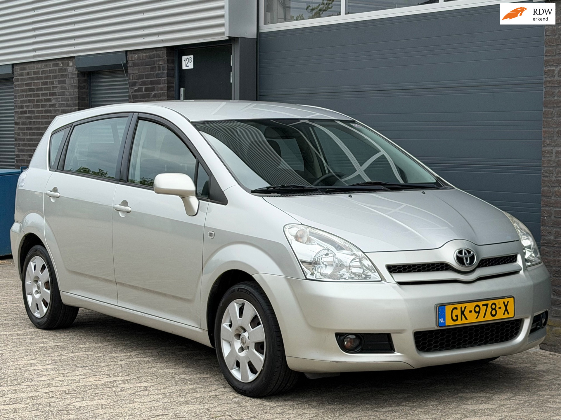Toyota Toyota Corolla Verso 1.8 VVT-i Terra 7p. AIRCO CRUISE AUTOMAAT APK NAP 2006 - voorkant