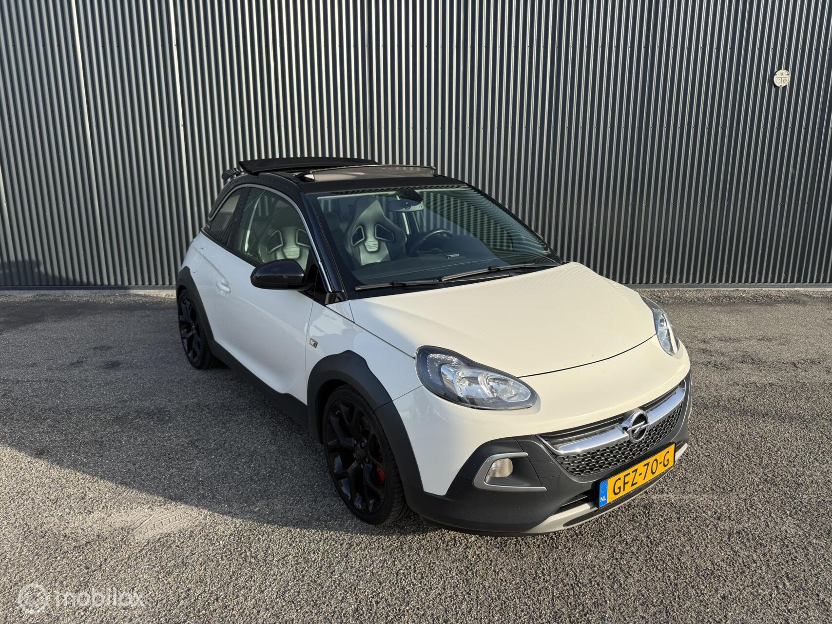 Foto van Opel Adam