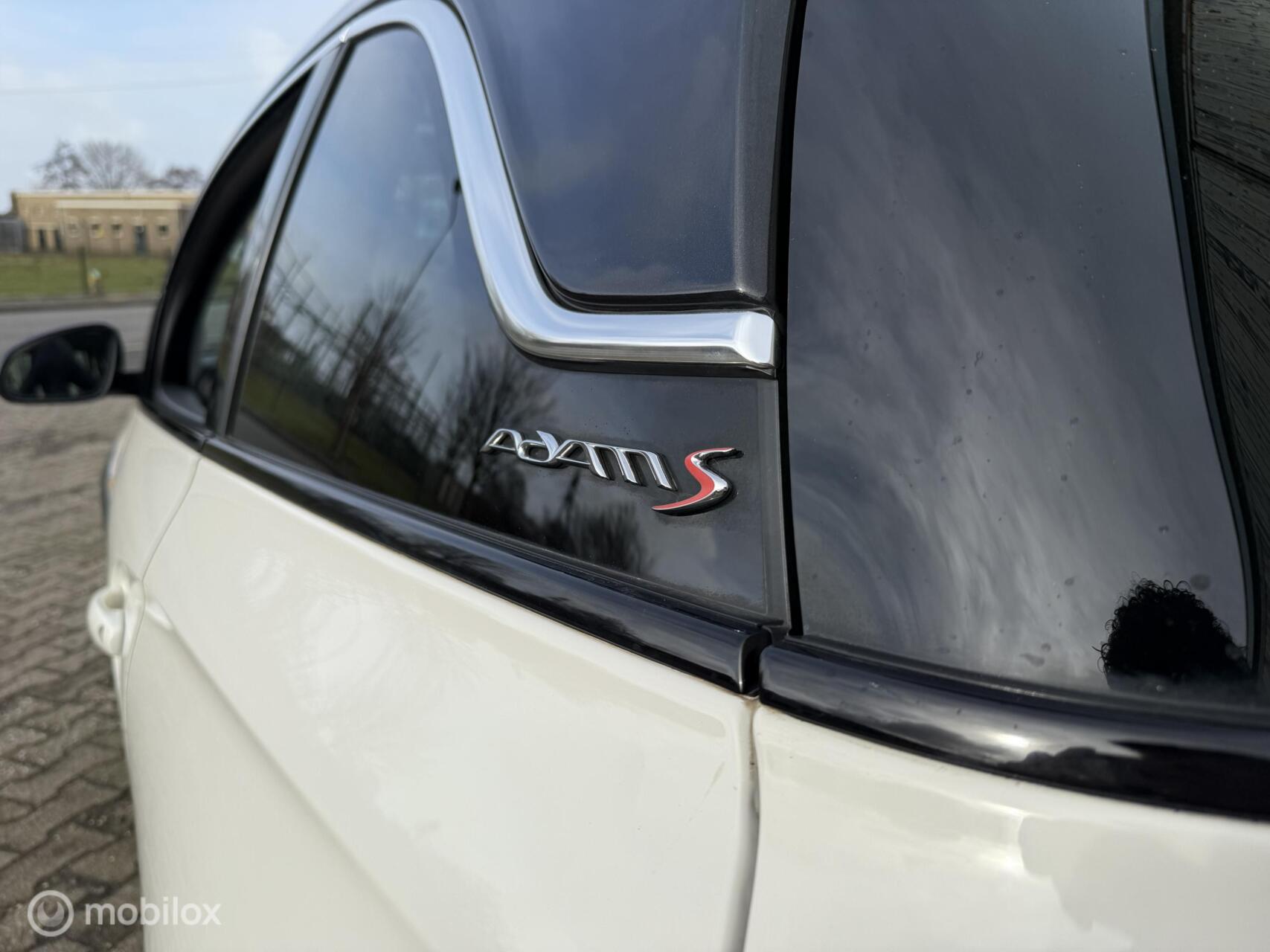 Foto van Opel Adam