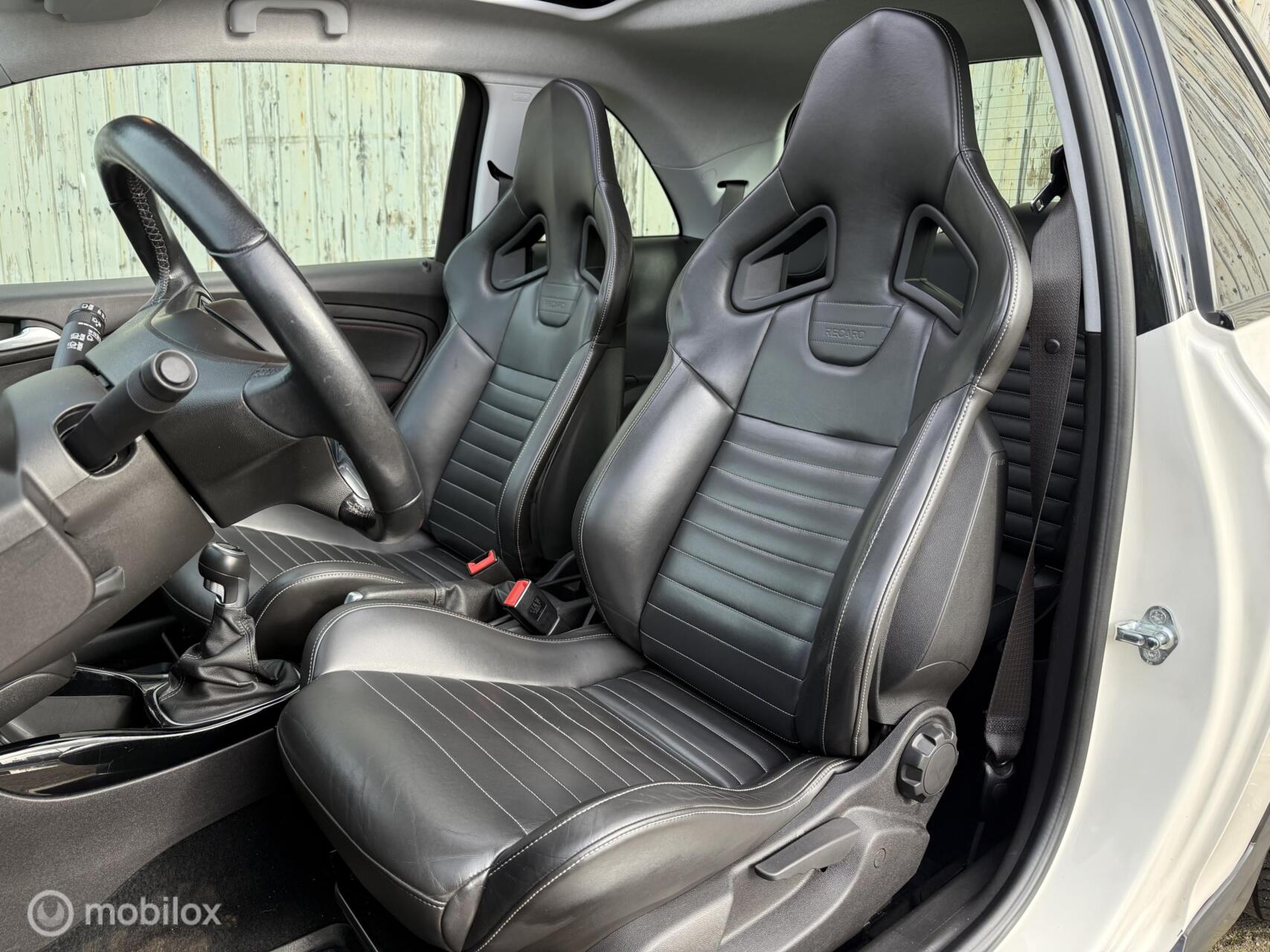 Foto van Opel Adam