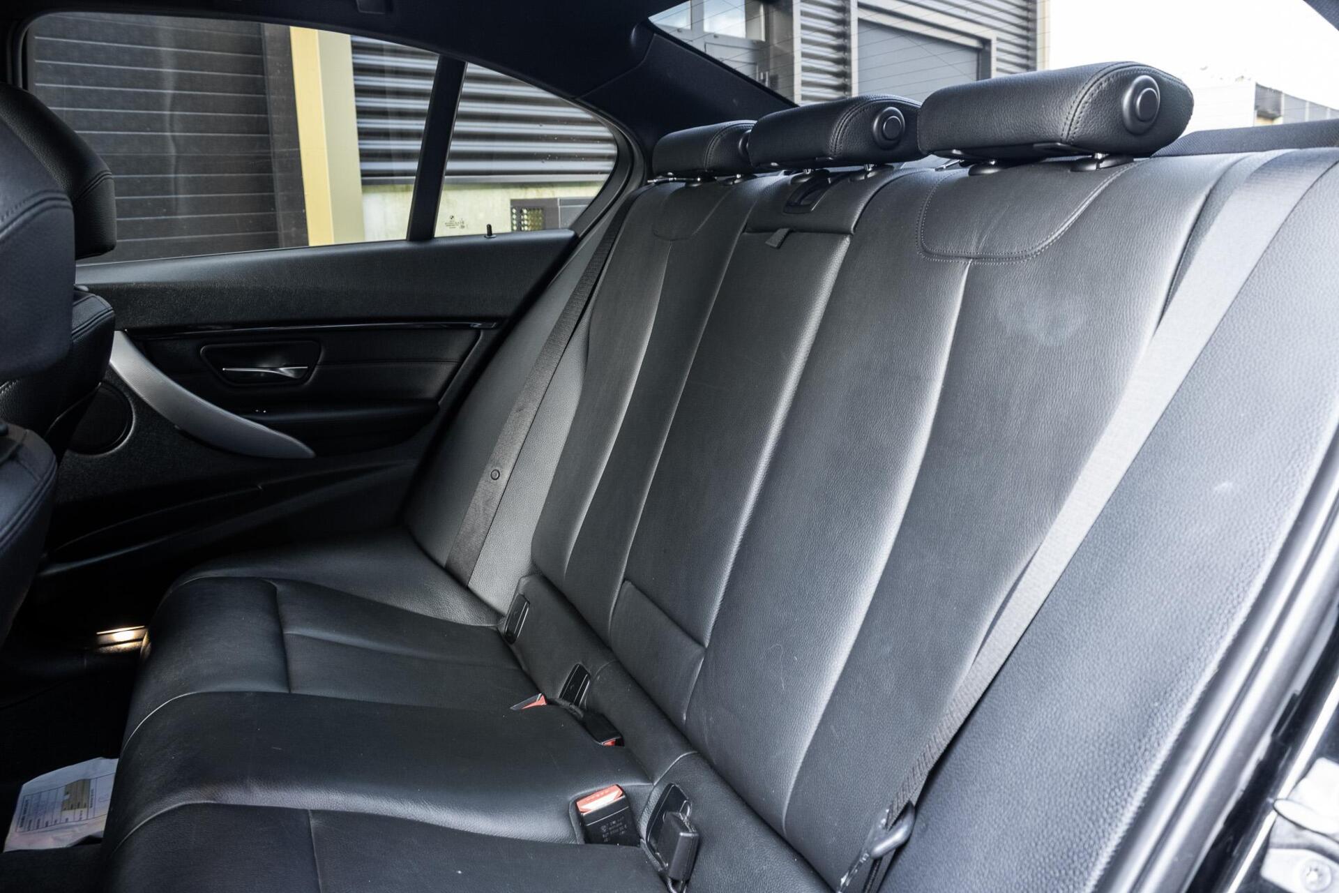 Foto van BMW 330e Iperformance
