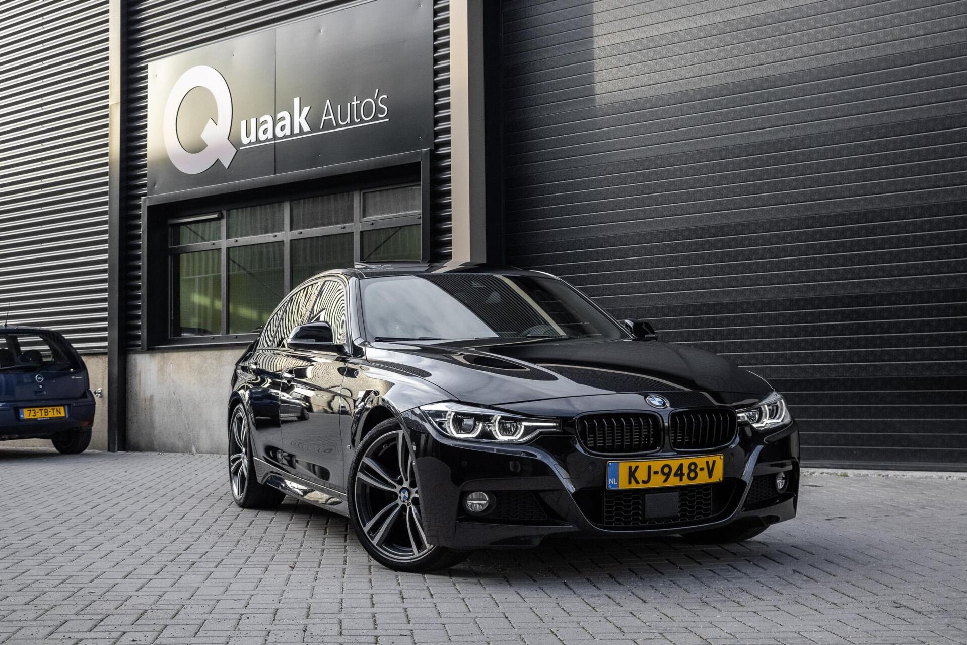 Foto van BMW 330e Iperformance
