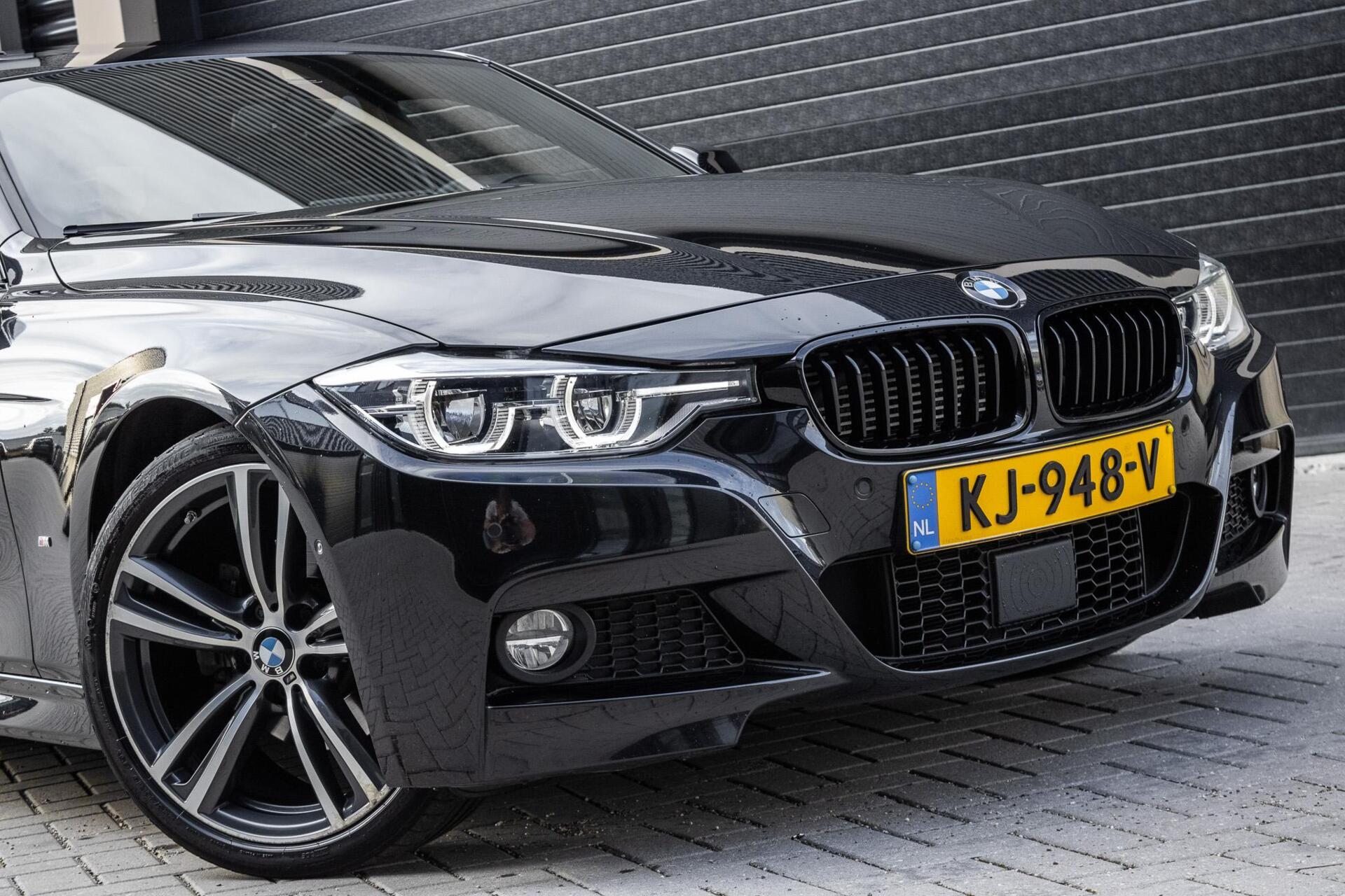 Foto van BMW 330e Iperformance