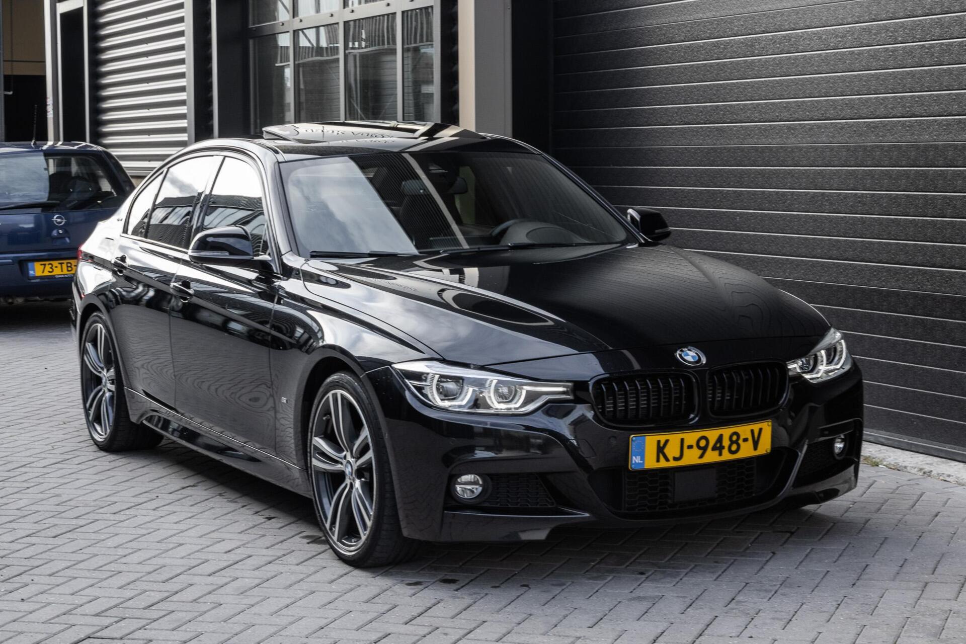 Foto van BMW 330e Iperformance