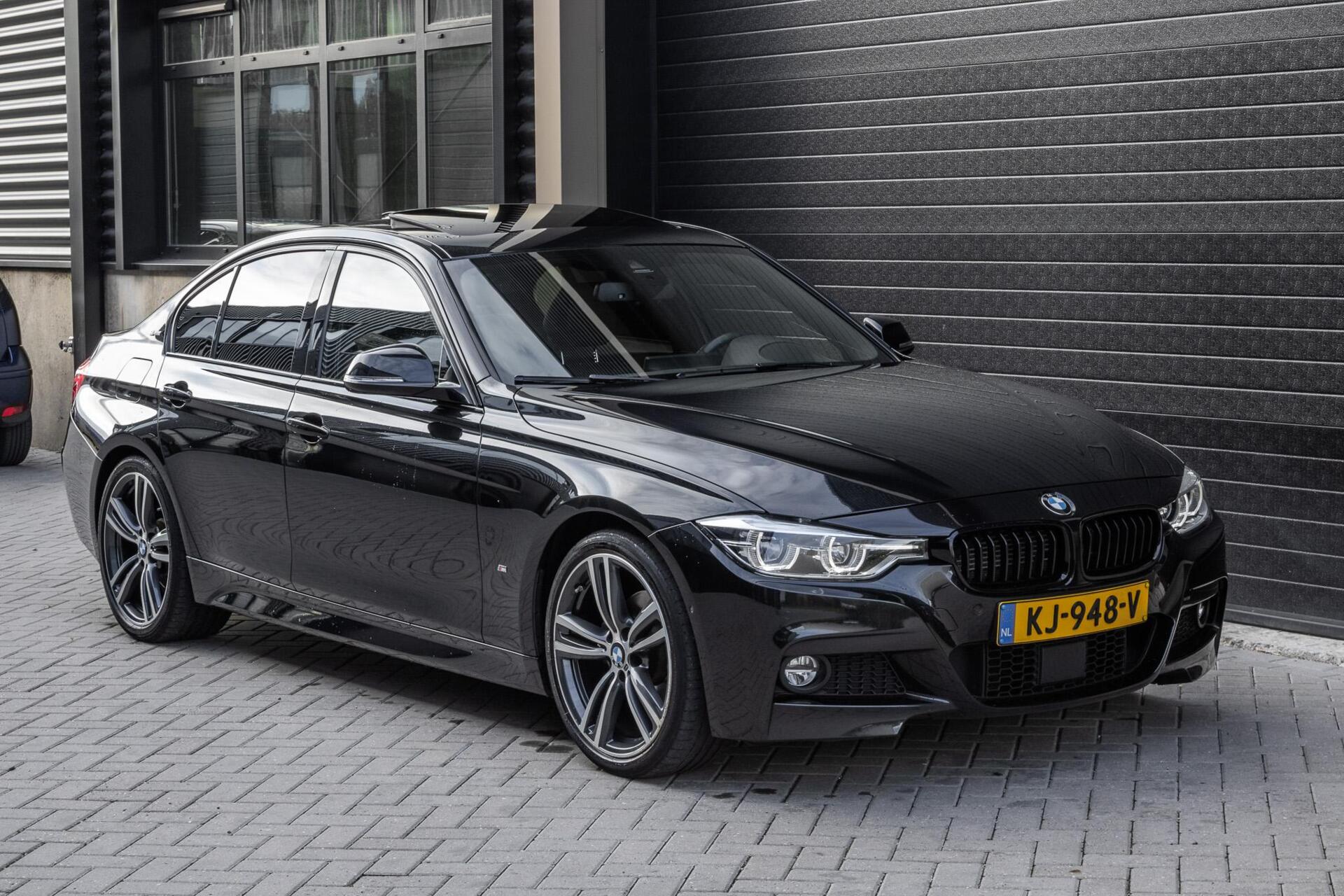 Foto van BMW 330e Iperformance