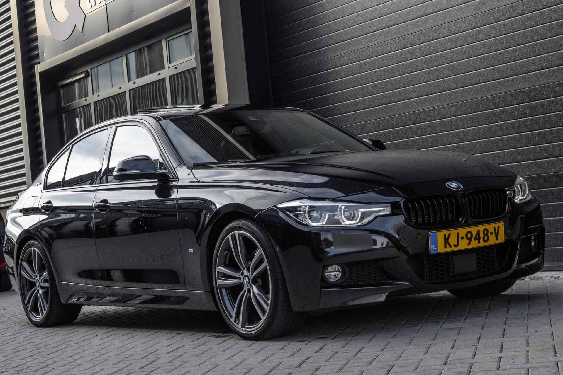Foto van BMW 330e Iperformance