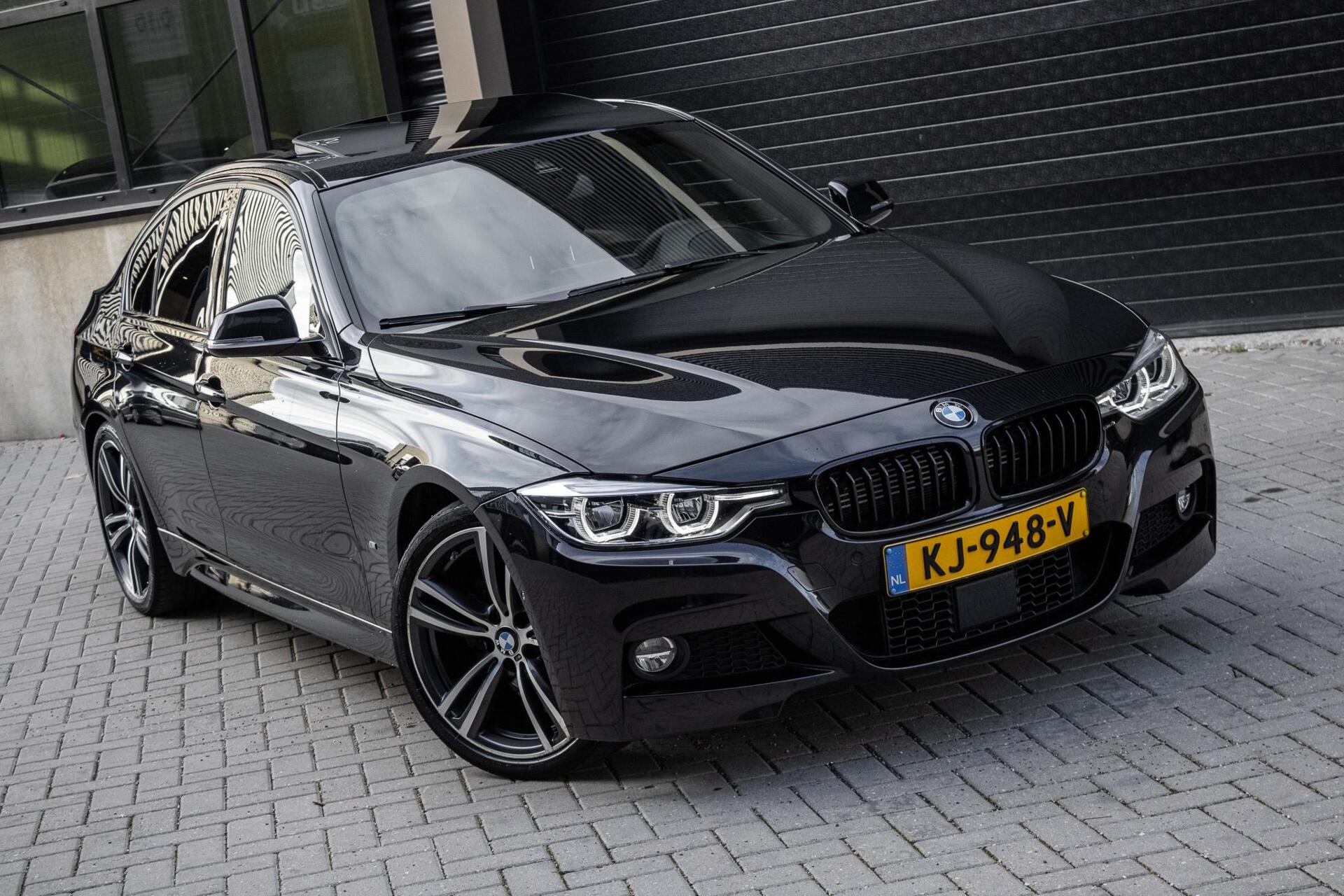 Foto van BMW 330e Iperformance