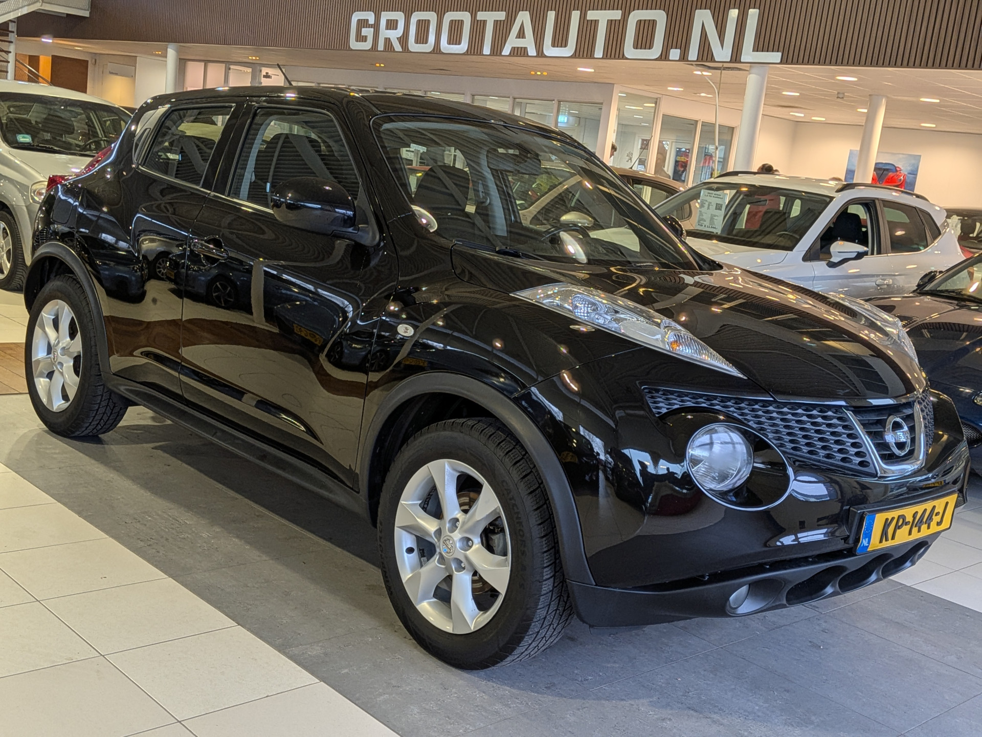Nissan Juke 1.6 Acenta 2013 - voorkant
