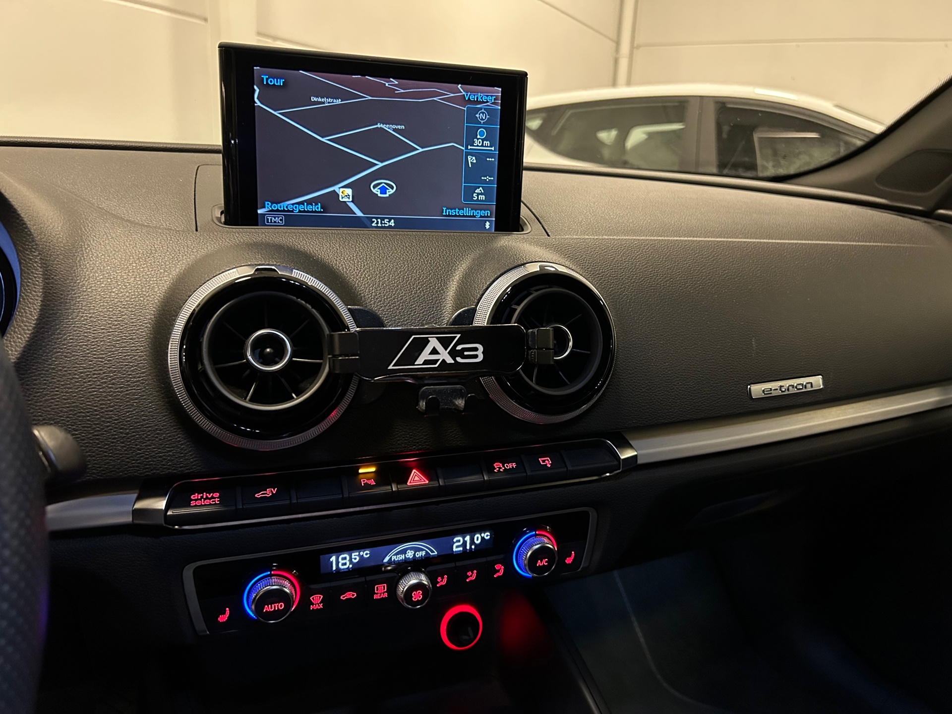 Foto van Audi A3 Sportback E-tron