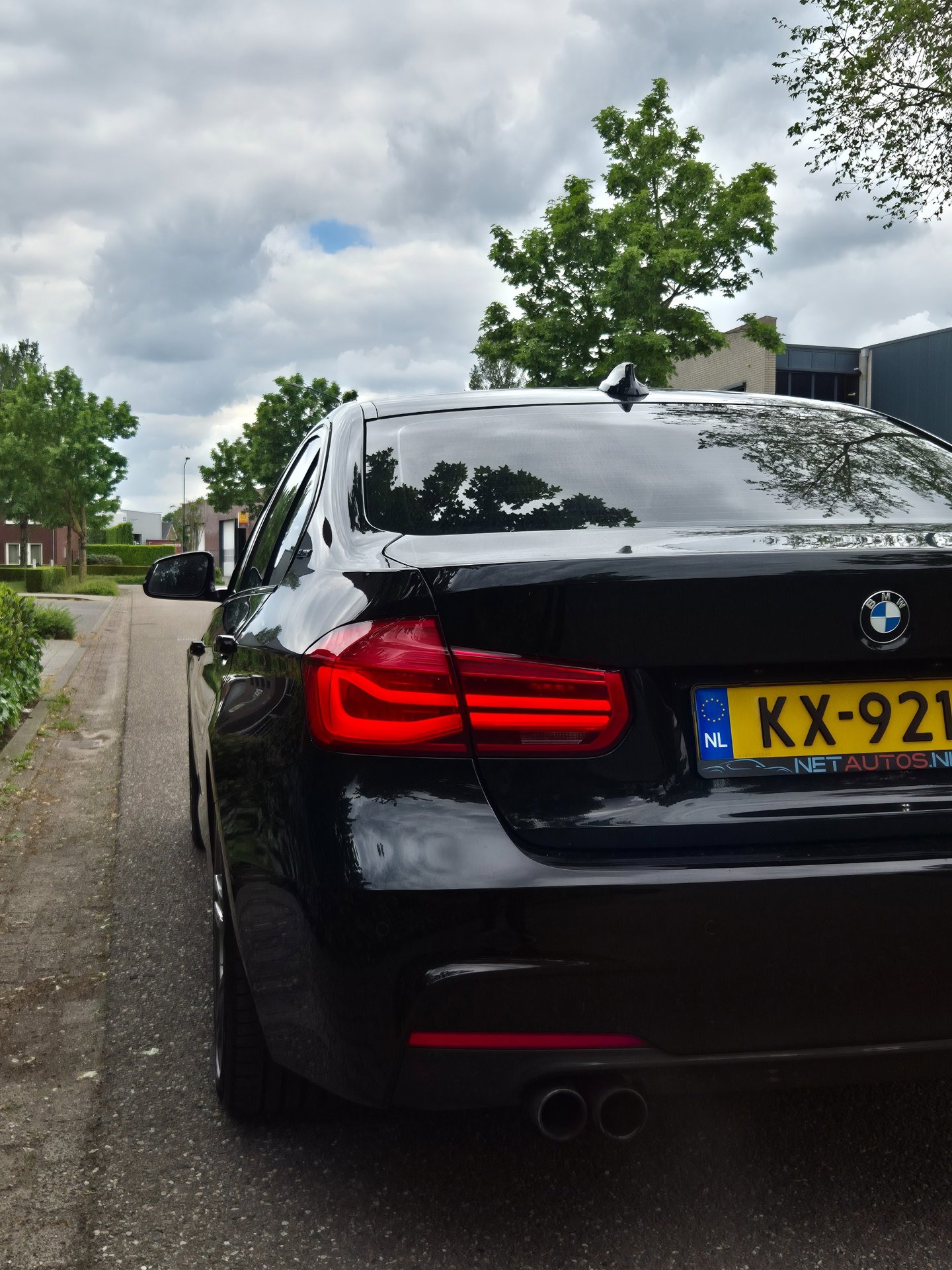 Foto van BMW 330e Iperformance