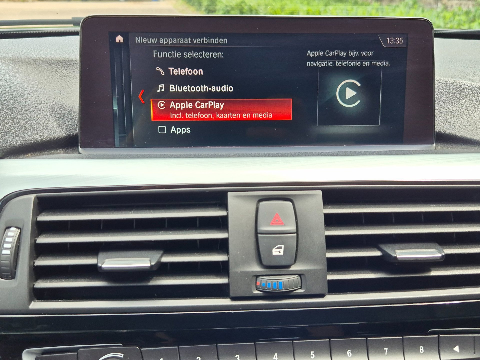 Foto van BMW 330e Iperformance