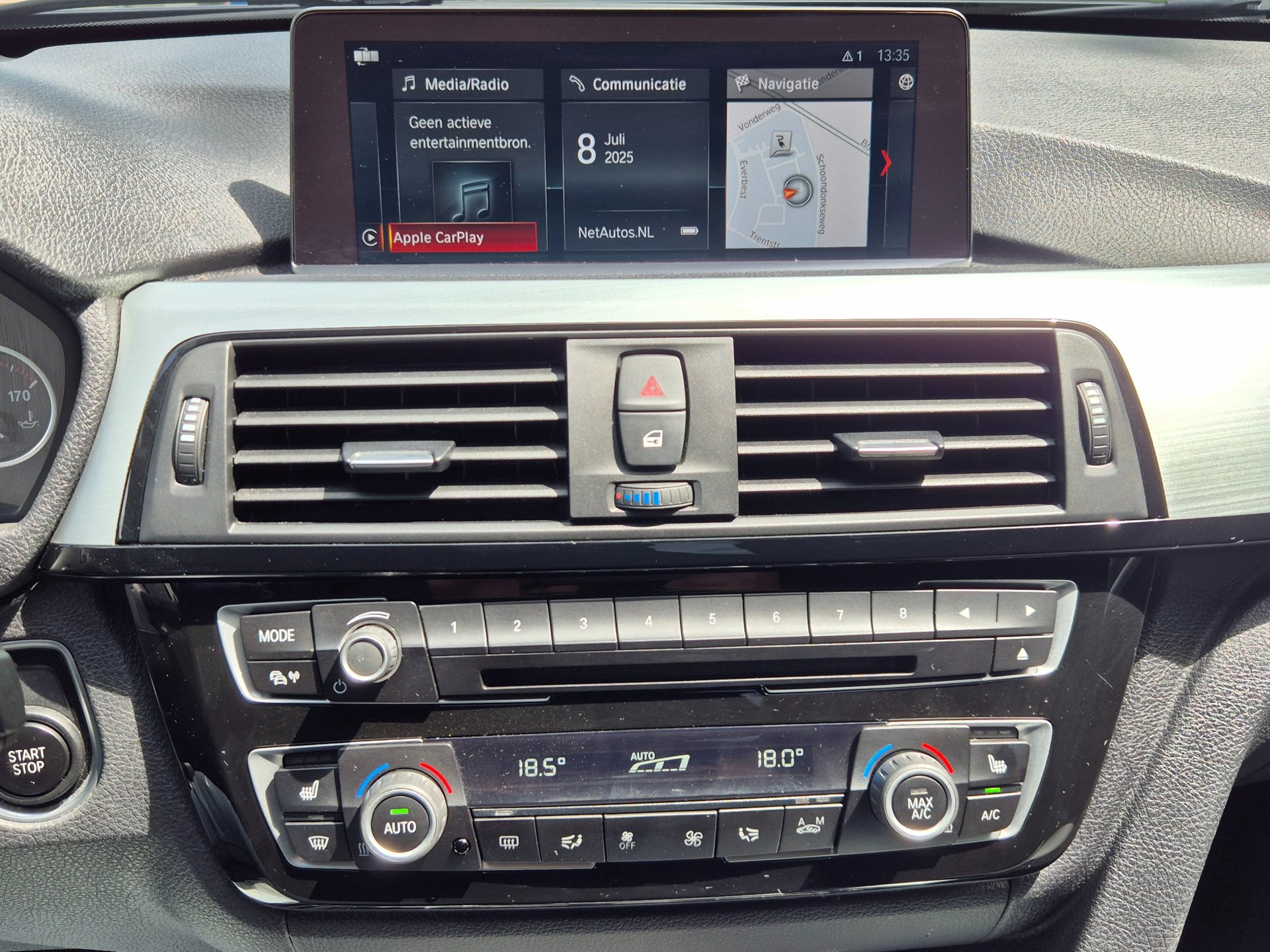 Foto van BMW 330e Iperformance