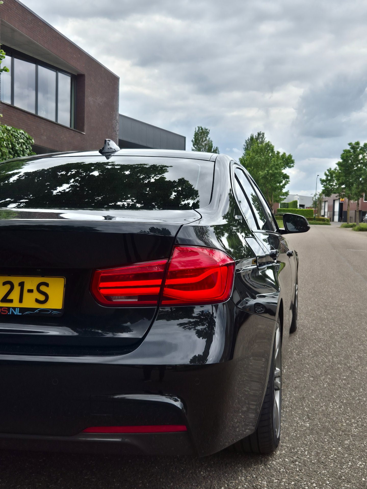Foto van BMW 330e Iperformance