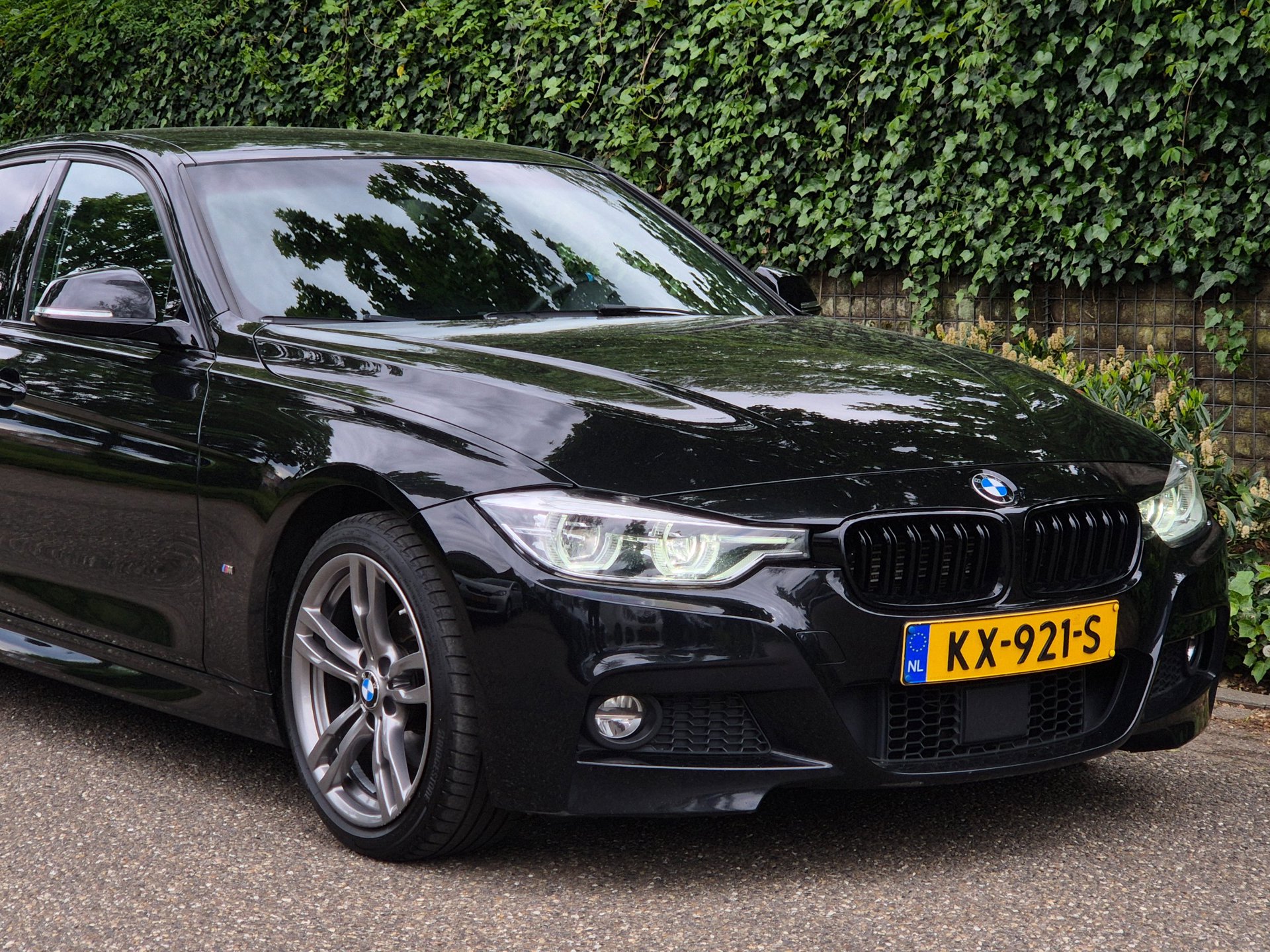 Foto van BMW 330e Iperformance