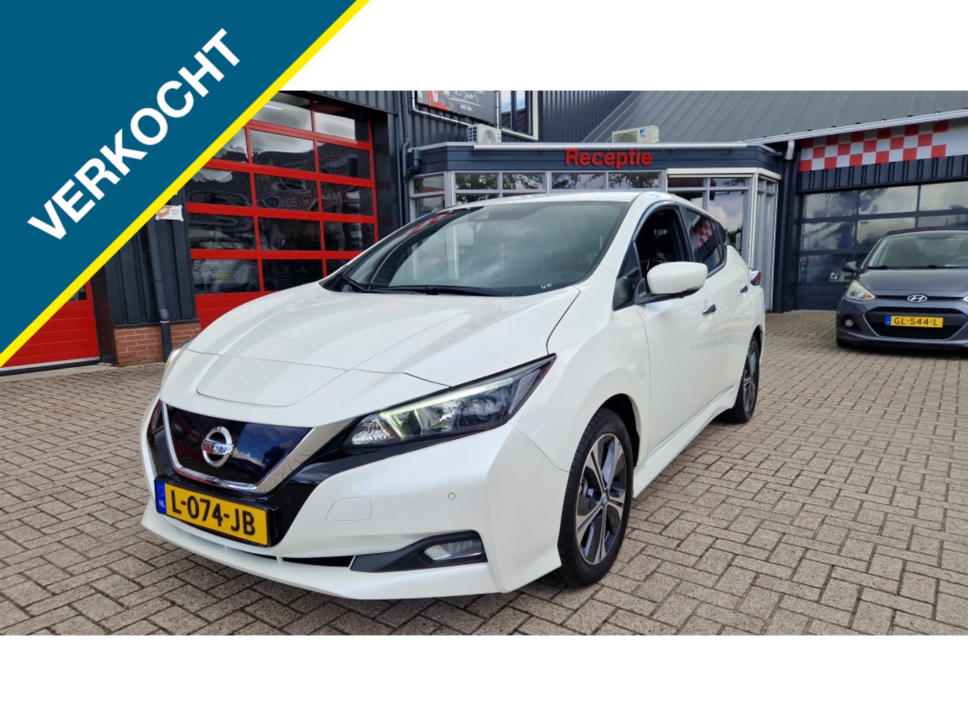 Nissan Nissan Leaf 40kwh N-Connecta 40 kWh 2021 - voorkant