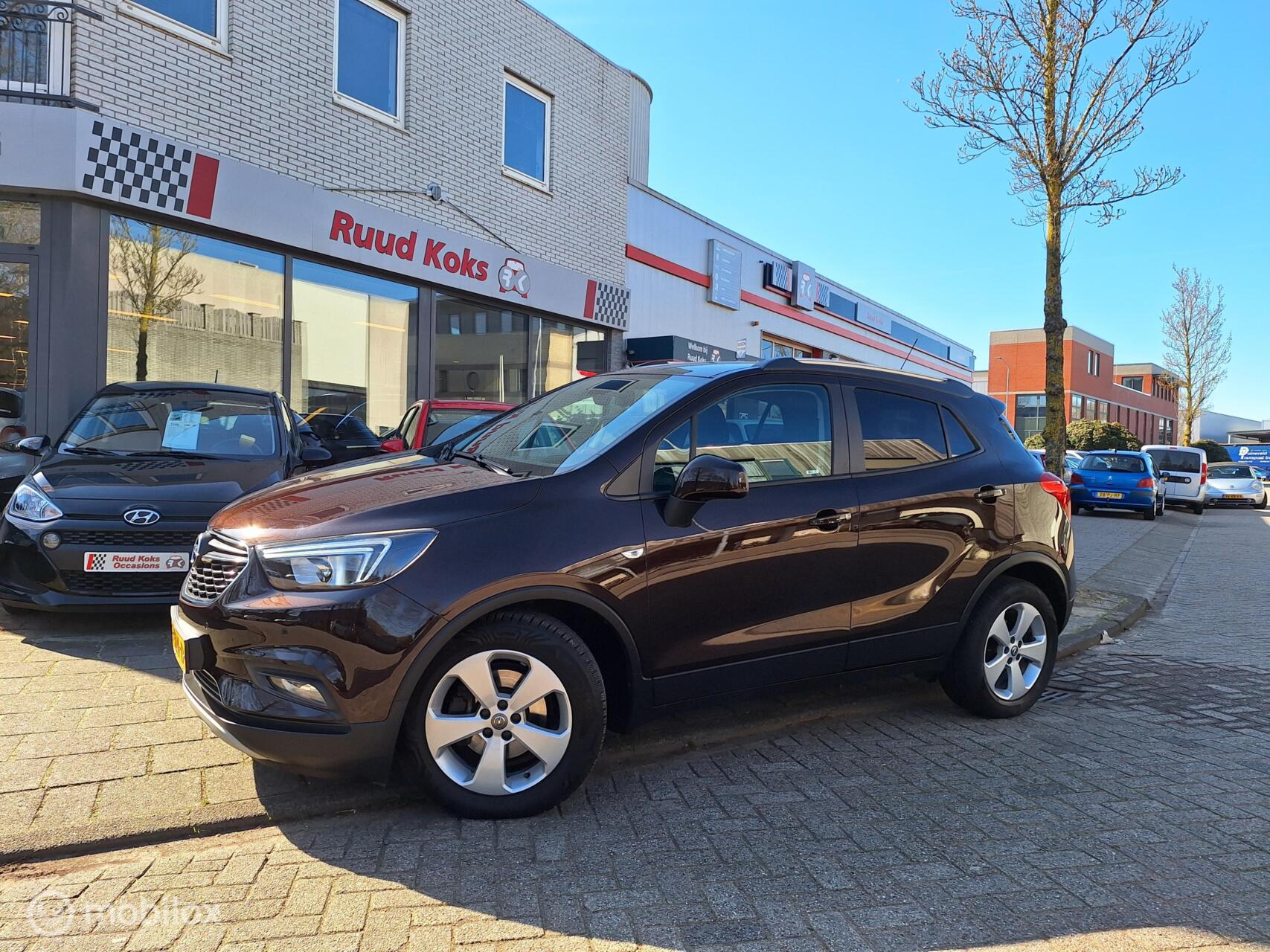 Opel Mokka X 1.4 TURBO ONLINE EDITION / Trekhaak / Carplay / 2017 - voorkant