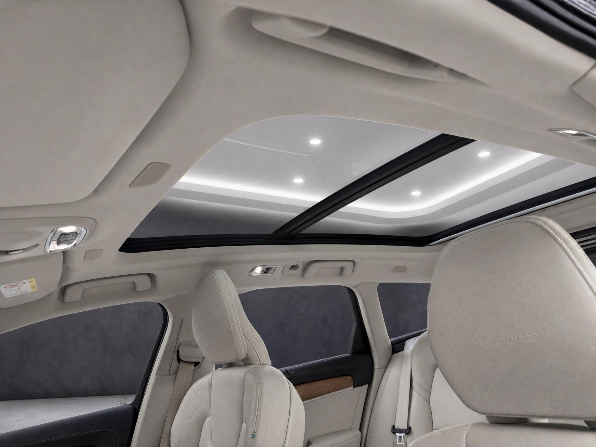 Foto van Volvo V90 T8 Twin Engine