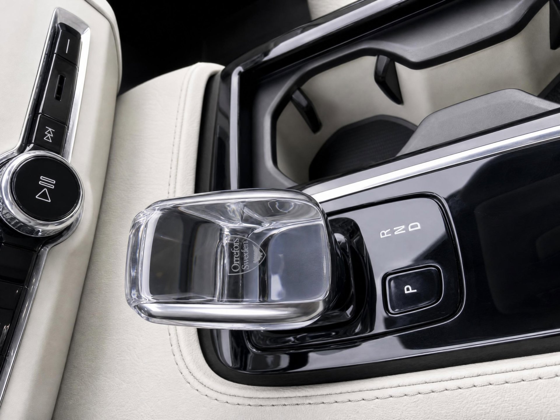 Foto van Volvo V90 T8 Twin Engine