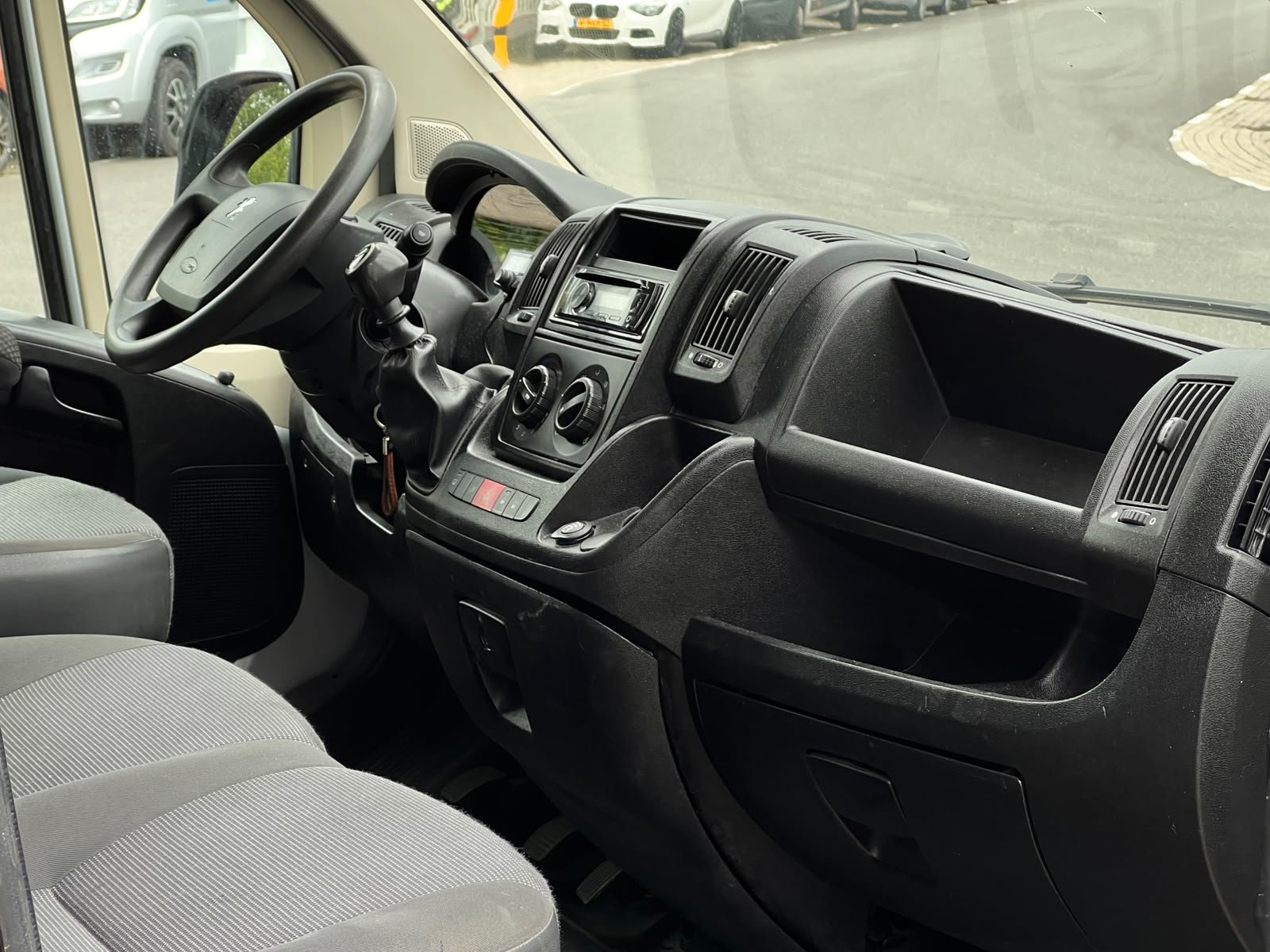 Foto van Peugeot Peugeot Boxer