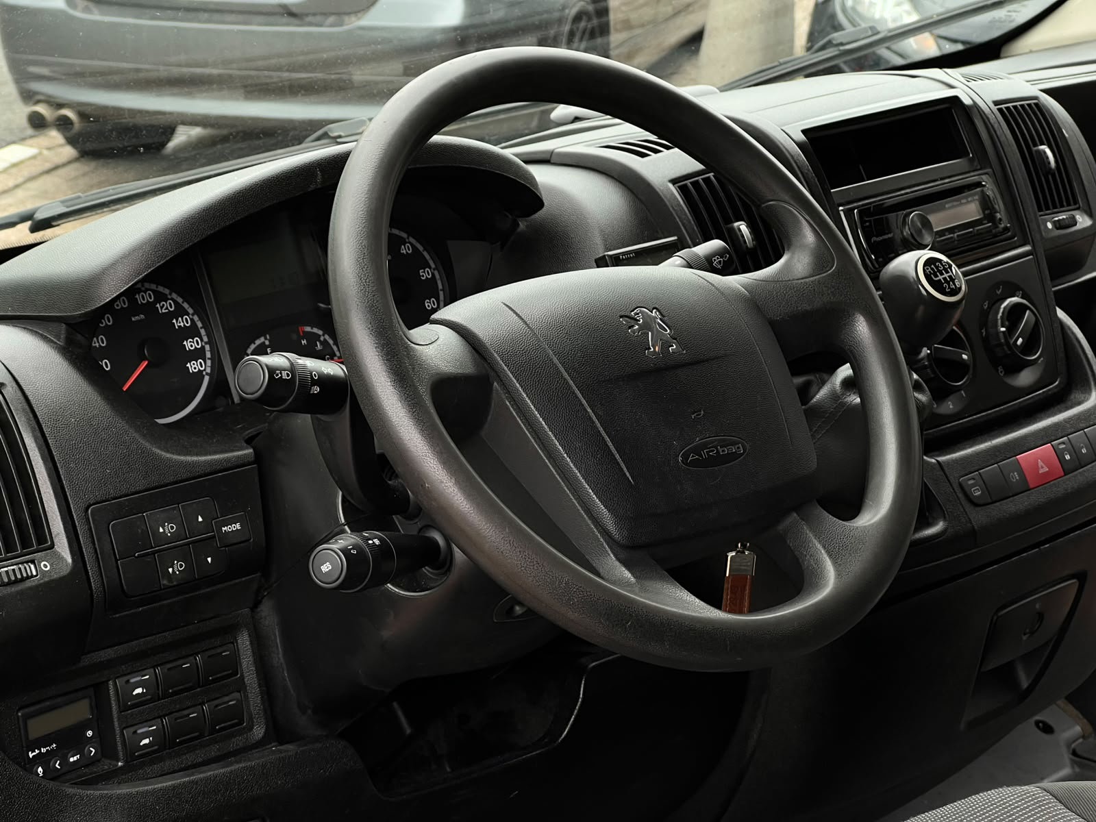 Foto van Peugeot Peugeot Boxer