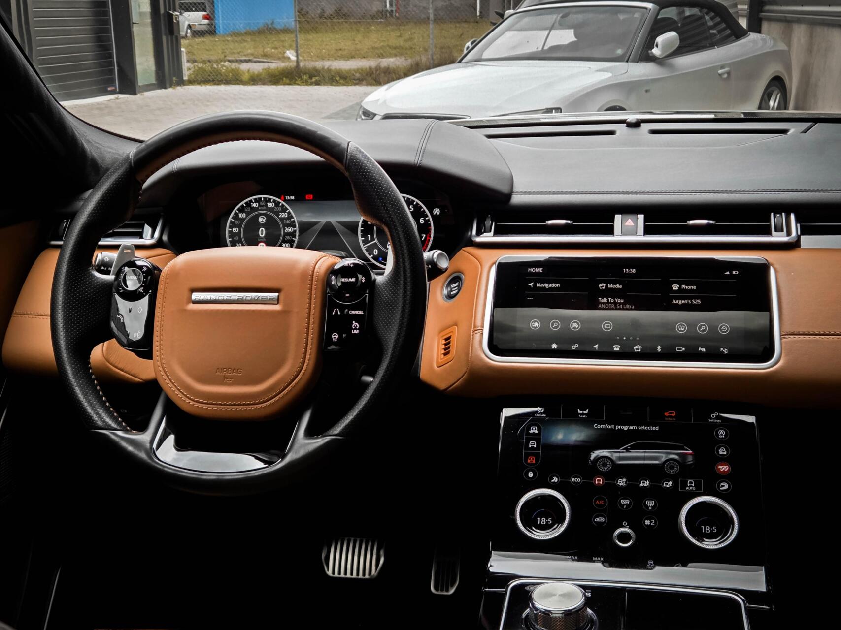 Foto van Land Rover Range Rover Velar