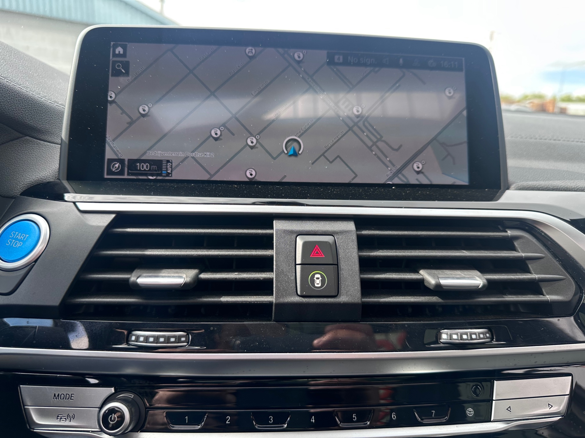 Foto van BMW Ix3